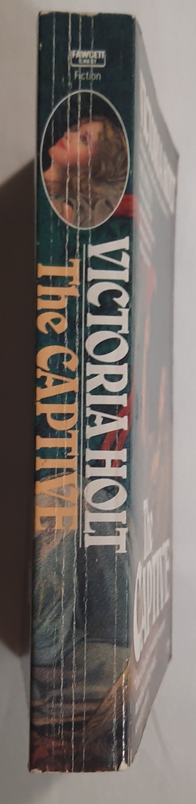The Captive by Victoria Holt (Very good, 1989, Pbk, 341 pages, Fawcett Crest)