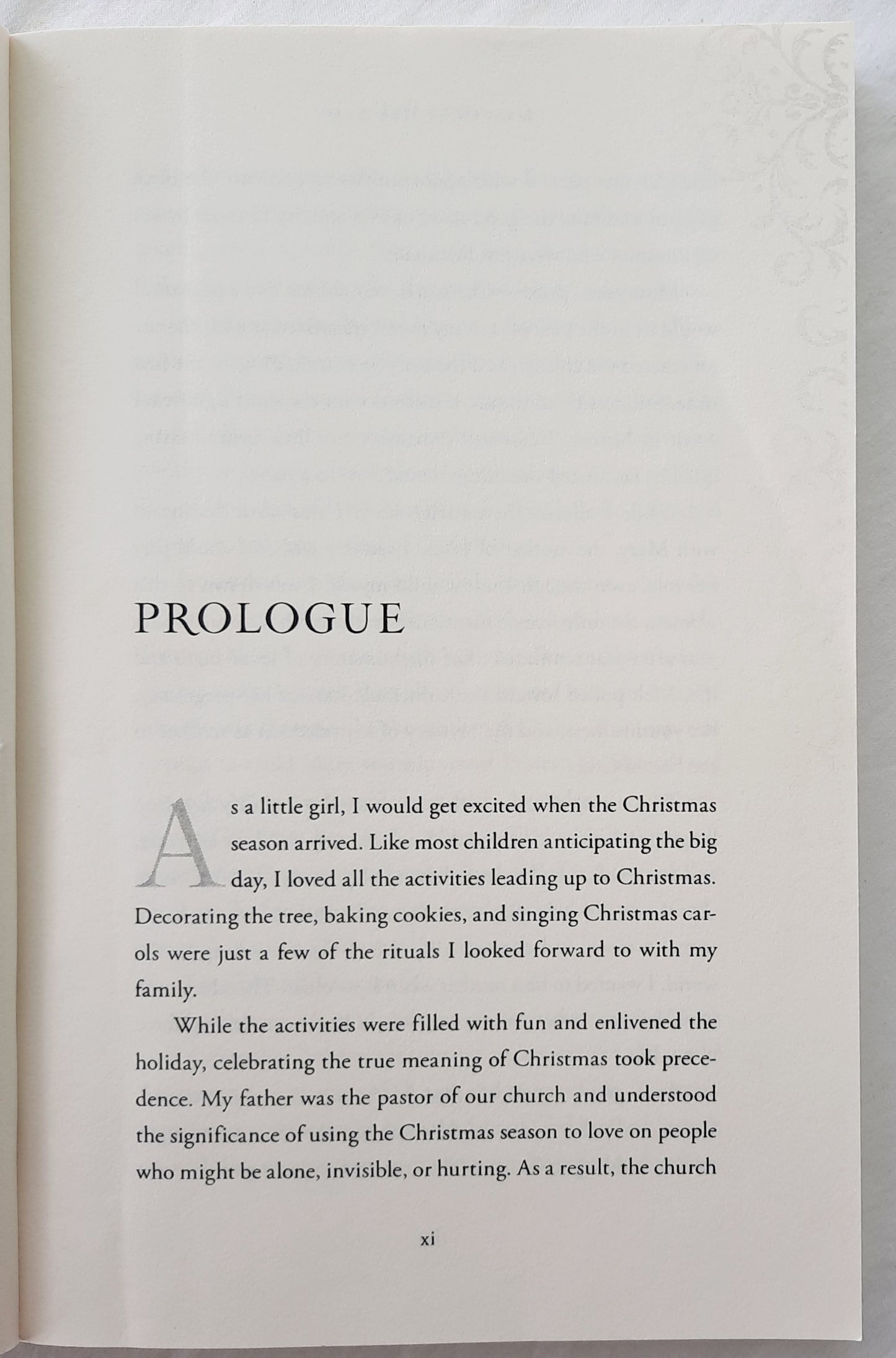 Heaven in Her Arms by Catherine Hickum (Advance Reader's Copy, Very good, 2011, Pbk, 216 pages, Thomas Nelson)