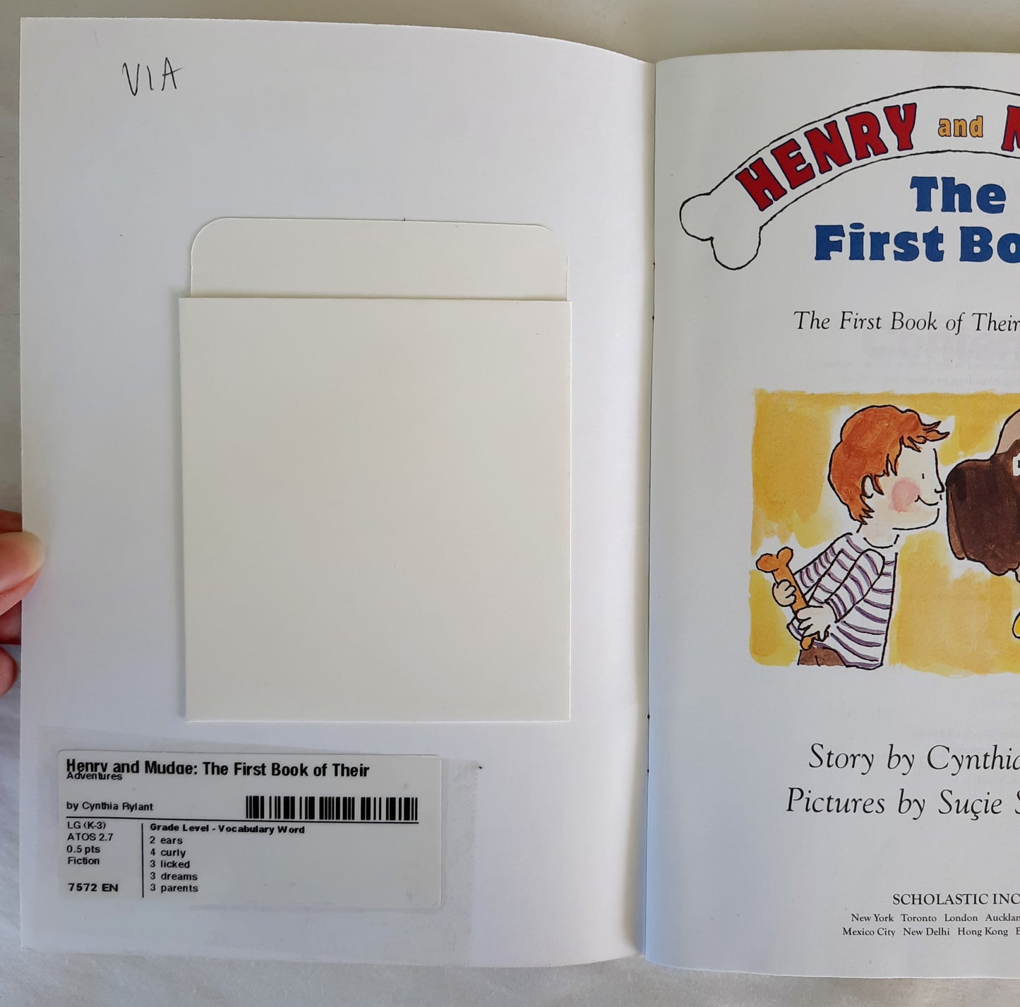 Henry and Mudge The First Book by Cynthia Rylant (Very good, 2003, Pbk, 40 pages, Scholastic)
