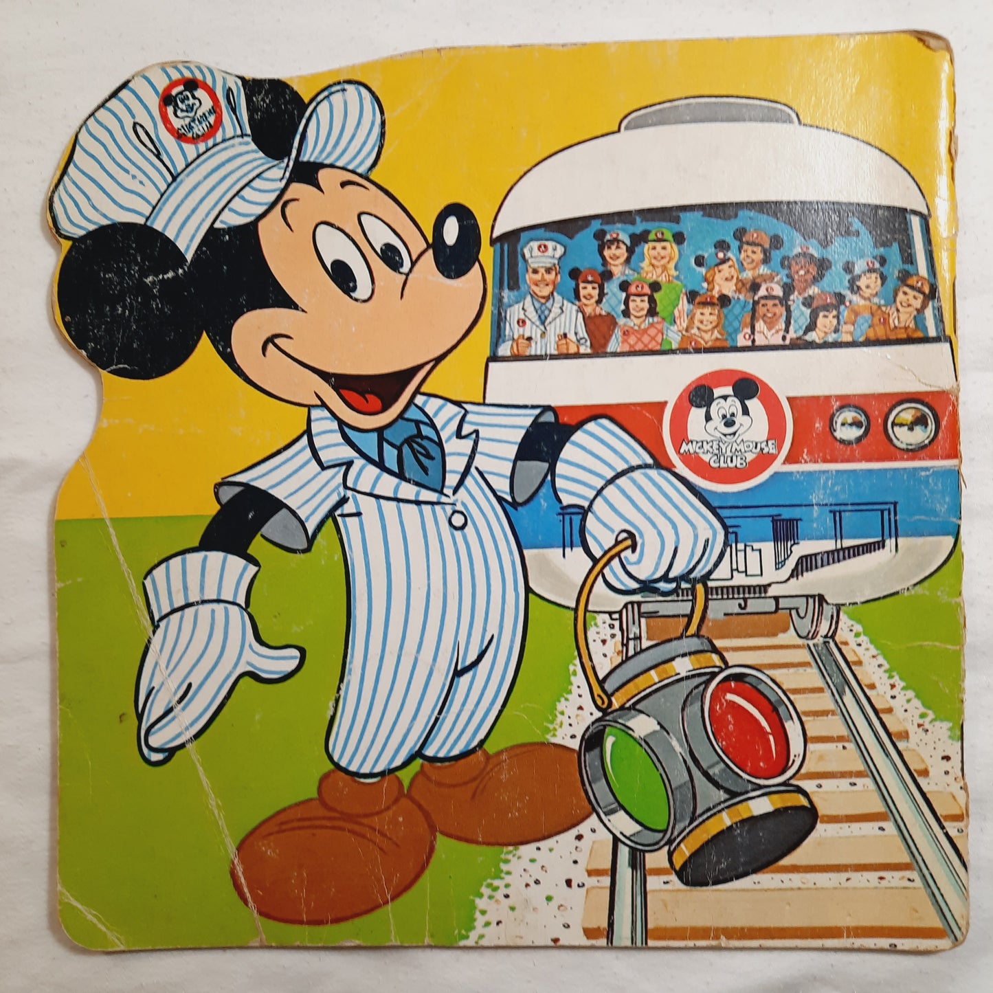 Golden Press: The Mouseketeers' Train Ride by Walt Disney (Good, 1977, Pbk, 24 pages, A Golden Shape Book)