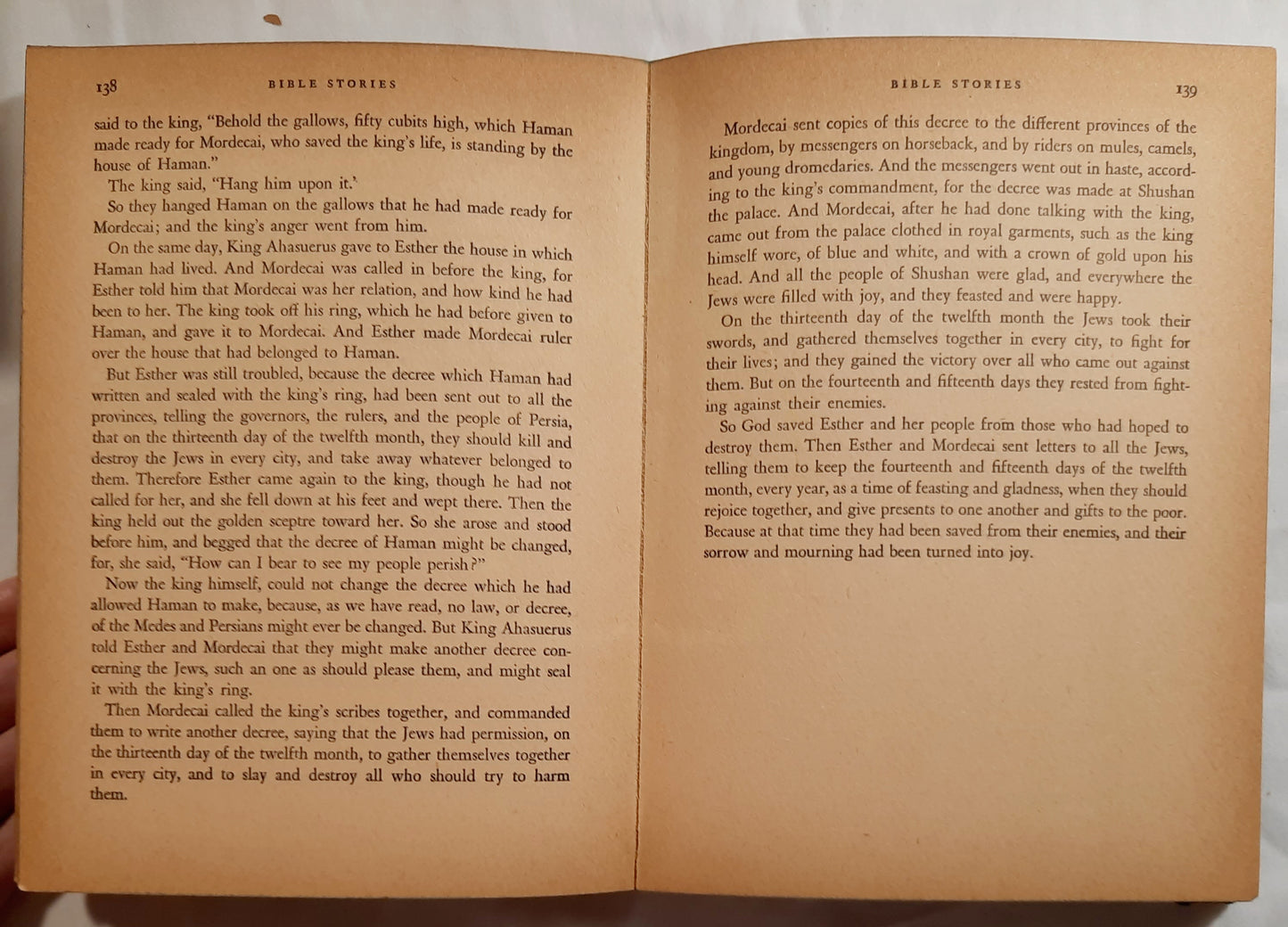 Bible Stories from the Old and New Testaments by Henry E. Vallely (Acceptable, 1941, HC, 237 pages, Whitman Publishing)
