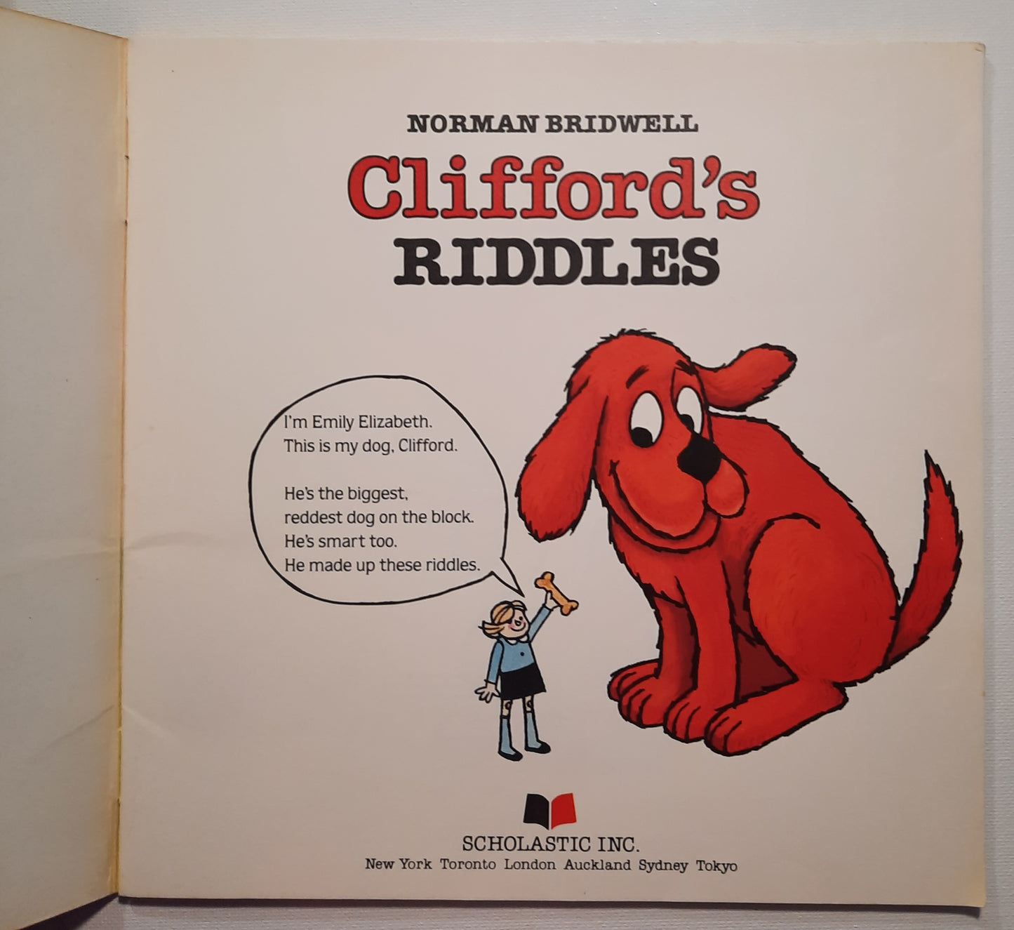Clifford's Riddles by Norman Bridwell (Clifford the Big Red Dog, Good, 1974, Pbk, 32 pages, Scholastic)