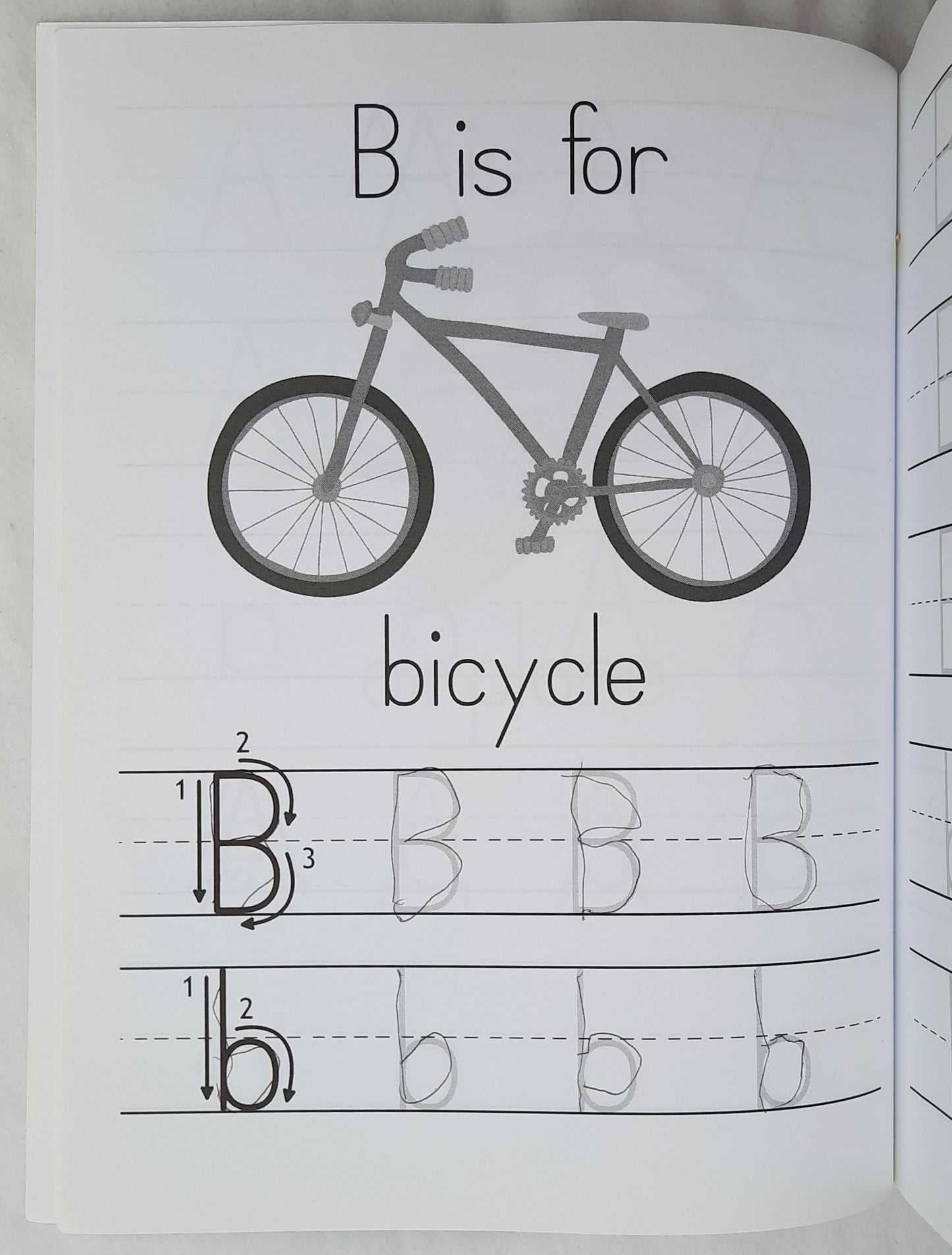 Lots and Lots of Letter Tracing by Handwriting Time (Very good, 2015, Pbk, 112 pages)