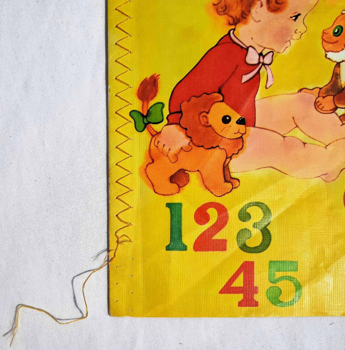 Whitman Baby's First Book Baby Counts Nontoxic Wipes Clean (Good, 1974, Plastic, 5 pages)
