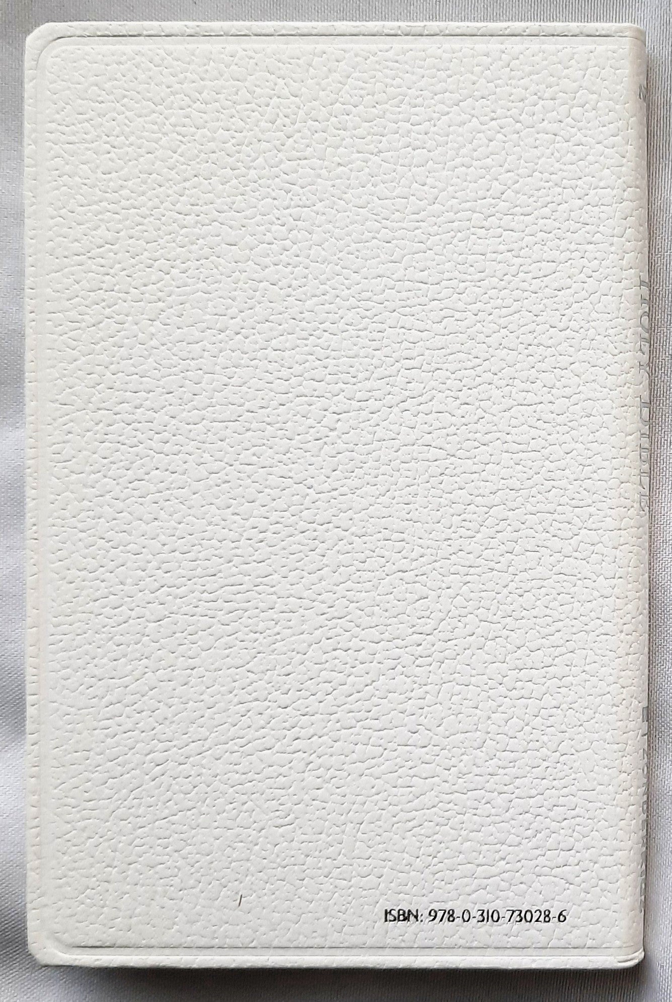 NIV Tiny Testament Boxed Bible White (New, 2012, Leathersoft, 288 pages, Zonderkidz)
