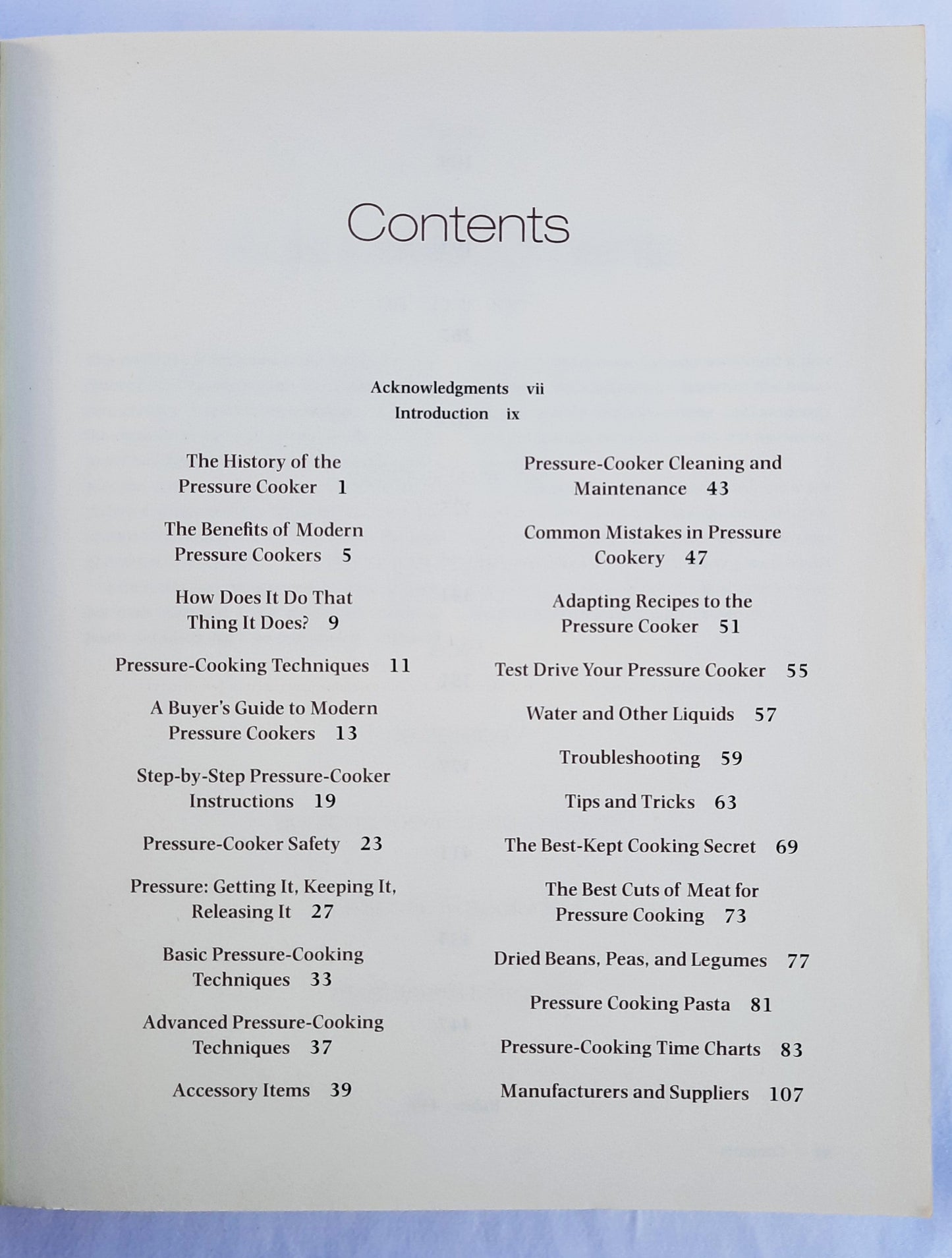 Miss Vickie's Big Book of Pressure Cooker Recipes by Vickie Smith (Good, 2008, Pbk, 470 pages, Houghton MIfflin Harcourt)
