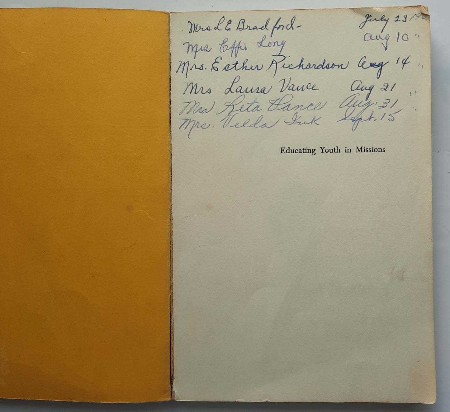 Educating Youth in Missions by Mildred McMurry (Acceptable, 1960, Pbk, 141 pages, Convention Press)