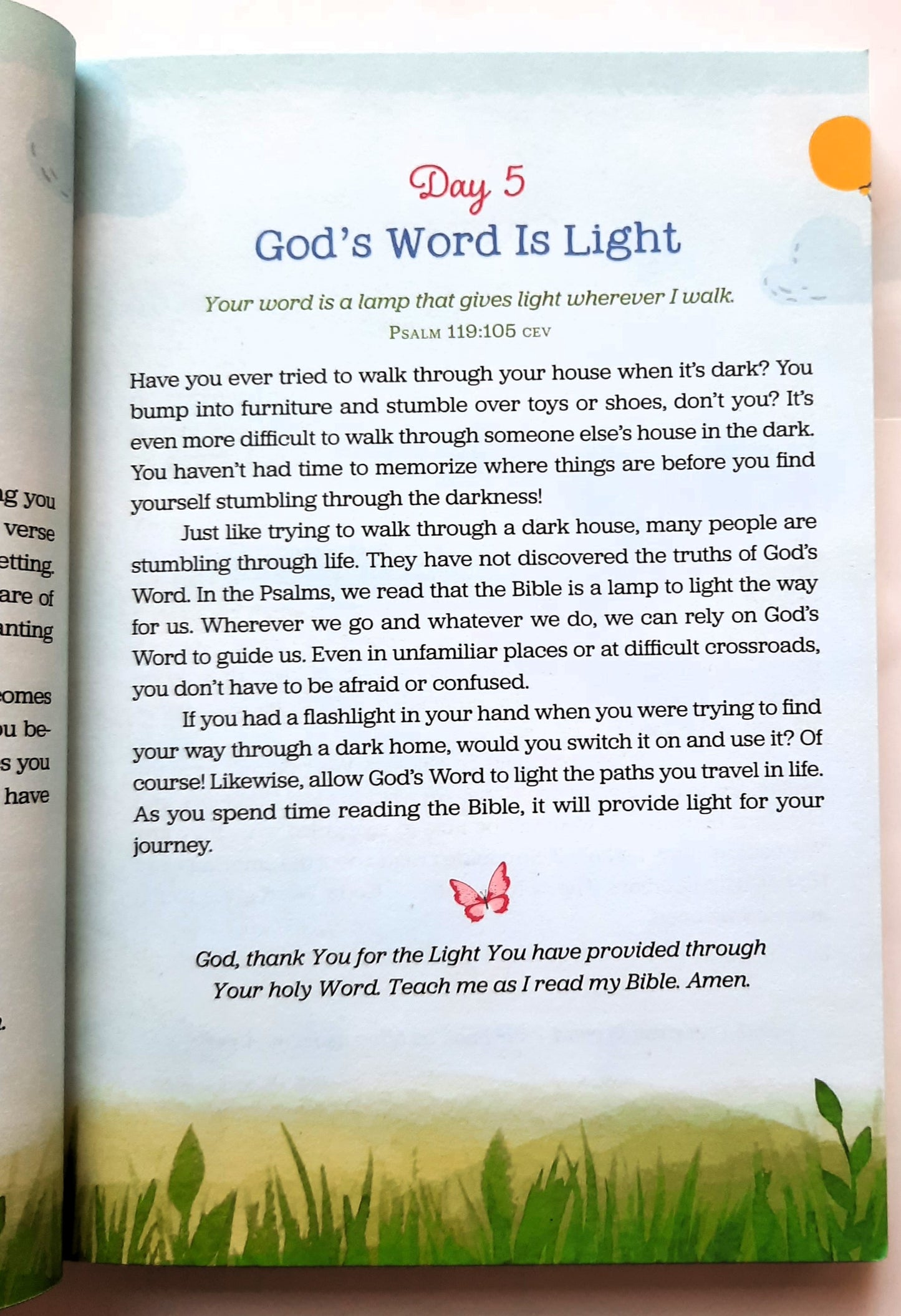Daily Devotions for God's Girl (New, 2021, Pbk, 192 pages, Barbour)