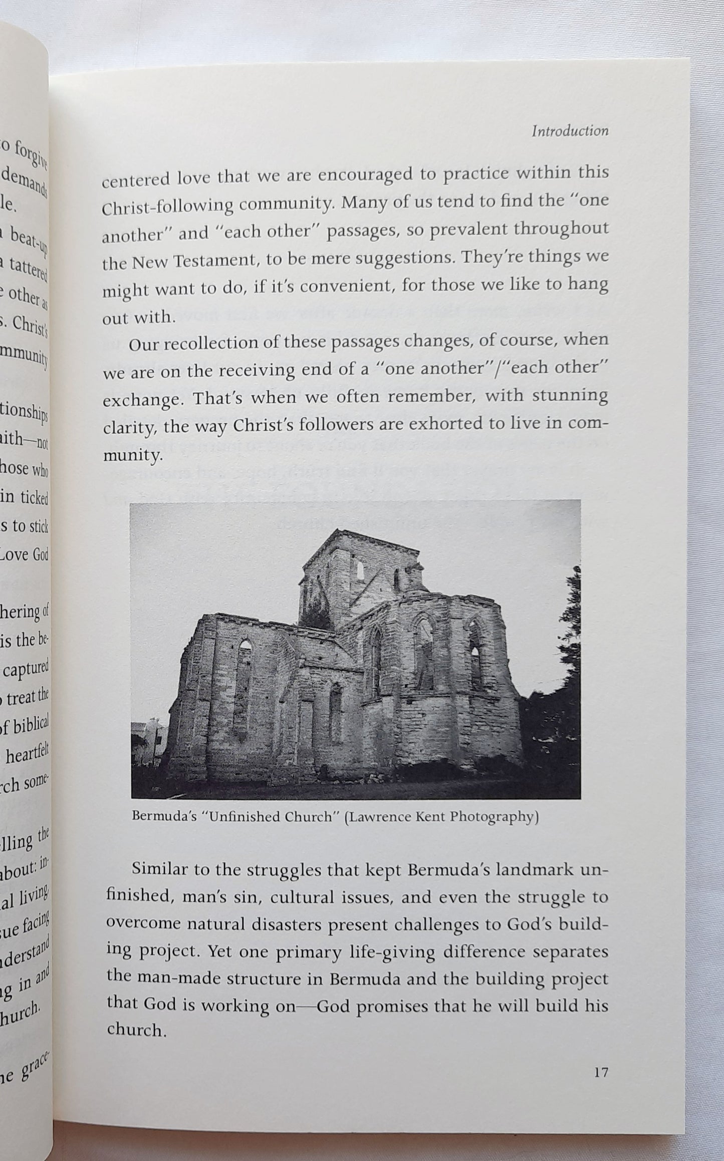 The Unfinished Church: God's Broken and Redeemed work-in-Progress by Rob Bentz (New, 2014, Pbk, 176 pages, Crossway)