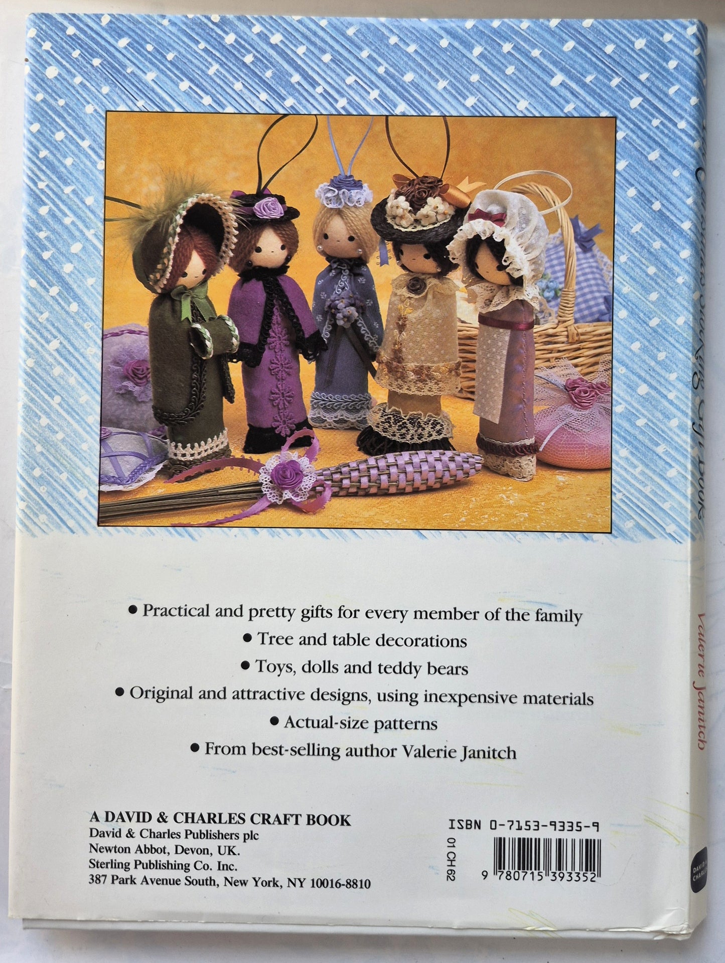 The Christmas Stocking Gift Book von Valerie Janitch (Sehr gut, 1990, HC, 120 Seiten, David & Charles Pub.)