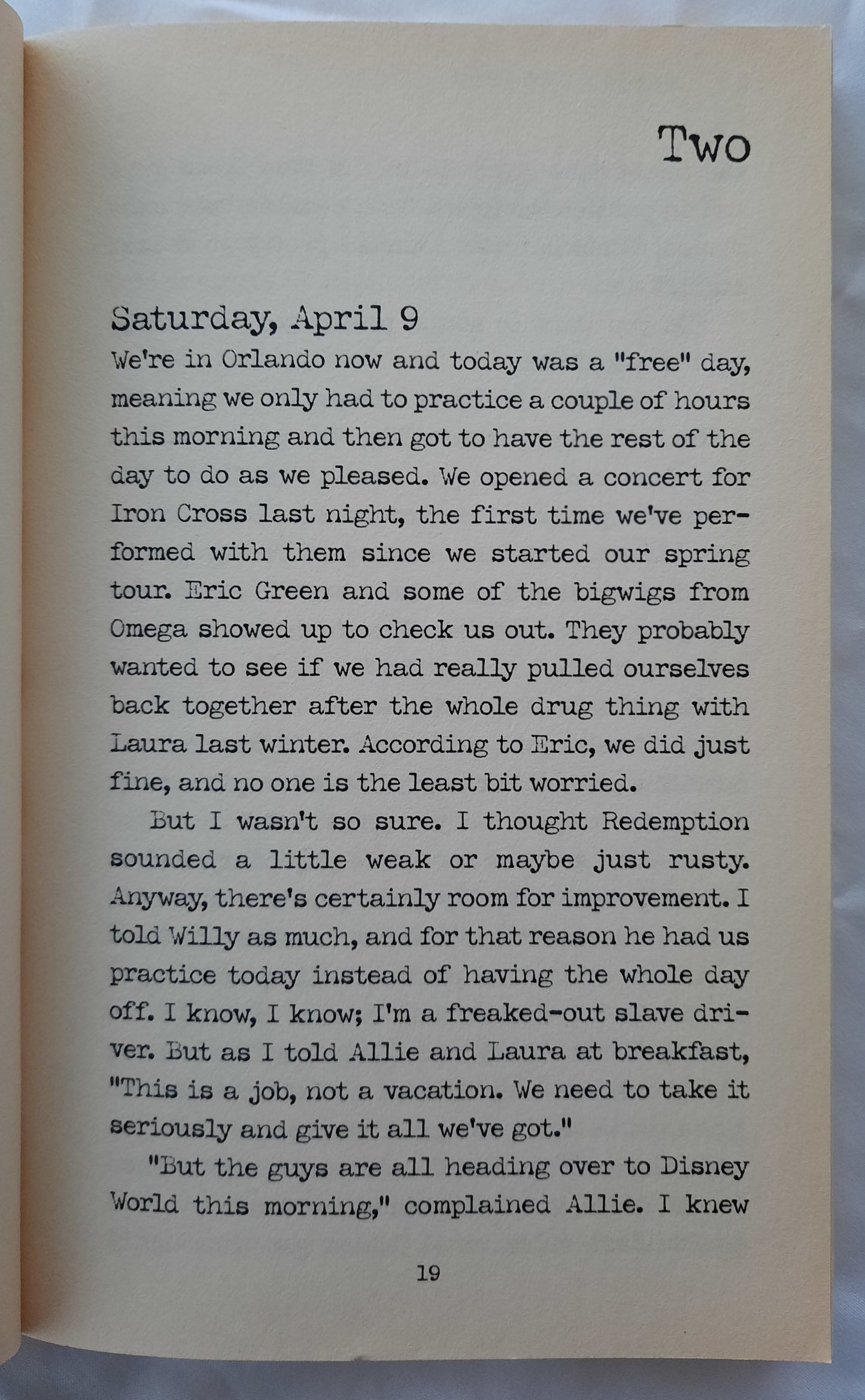 Face the Music #4 (Chloe) by Melody Carlson (Diary of a Teenage Girl, Good, 2004, Pbk, 279 pages, Multnomah)