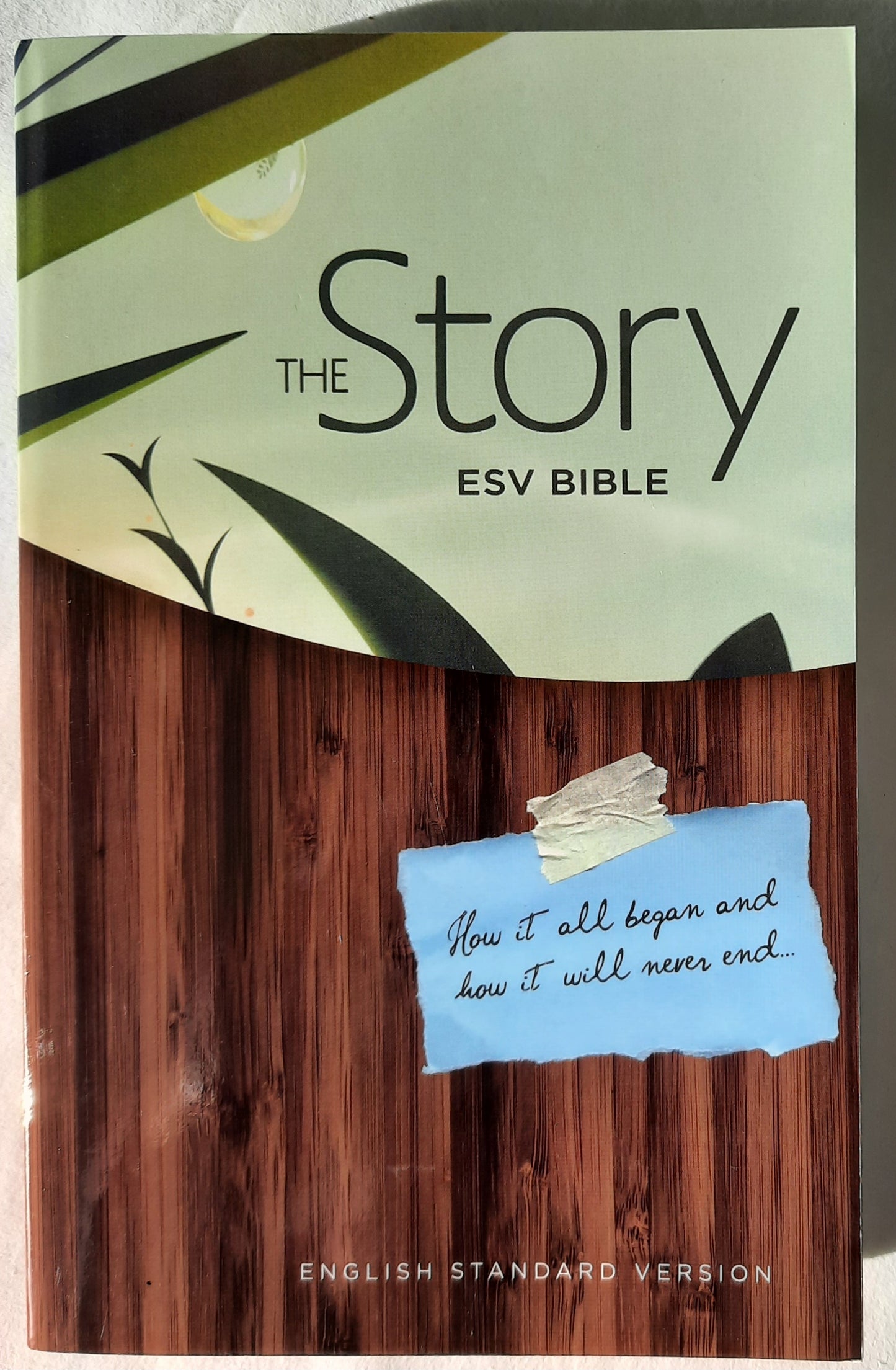 ESV The Story Bible (New, 2013, Pbk, 896 pages, Crossway, 7.5 point type)