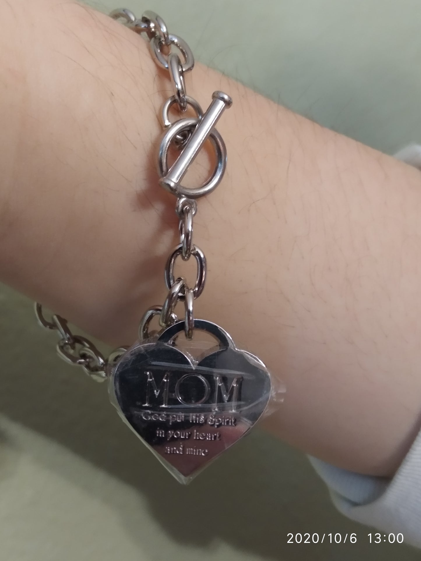 Mom Heart Bracelet by Dicksons (Mom, God put His Spirit in your heart and mine) NEW