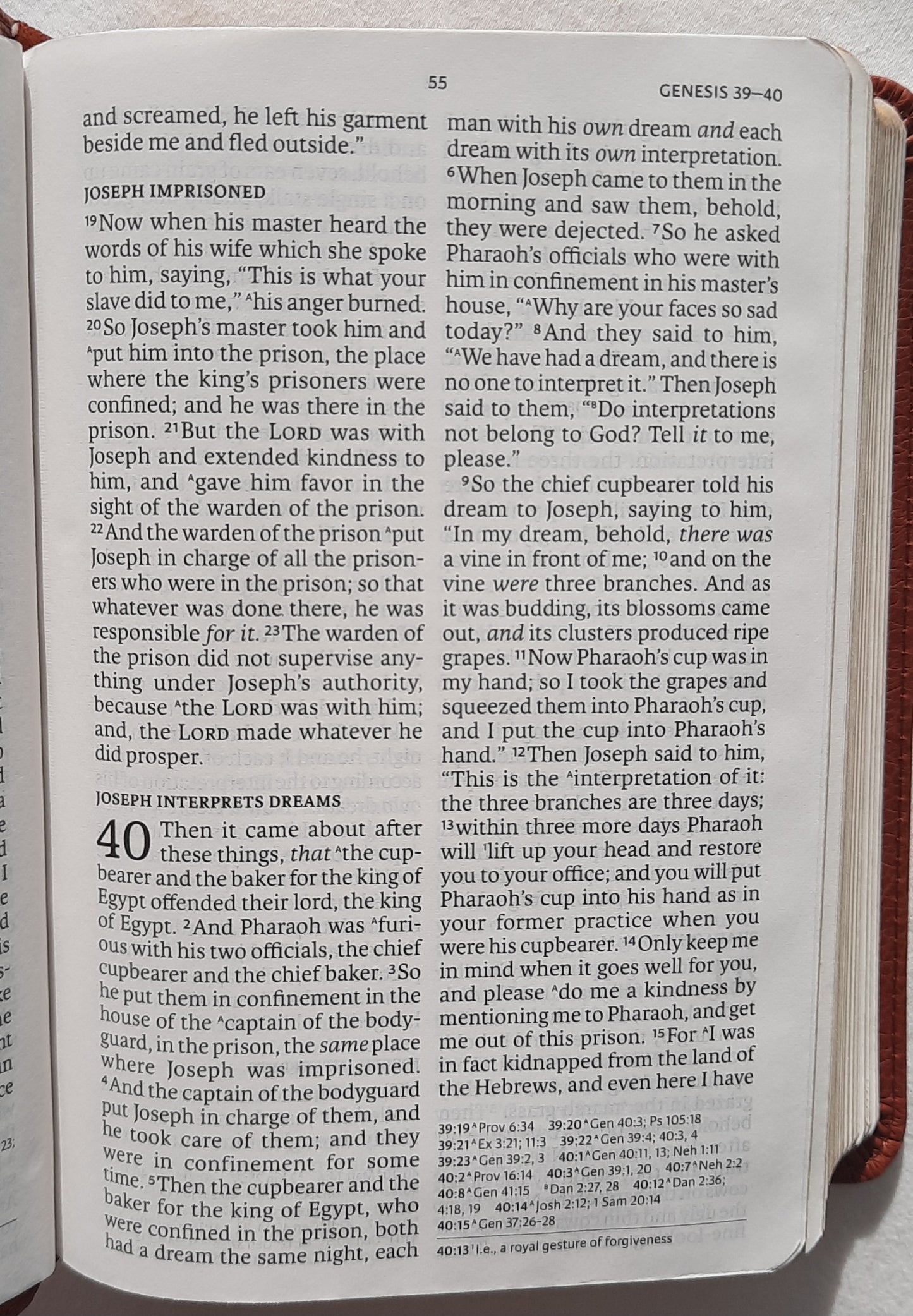 NASB Large Print Compact Reference Bible (New, 2022, Burnt Sienna LeatherSoft, 1776 pages, Holman)