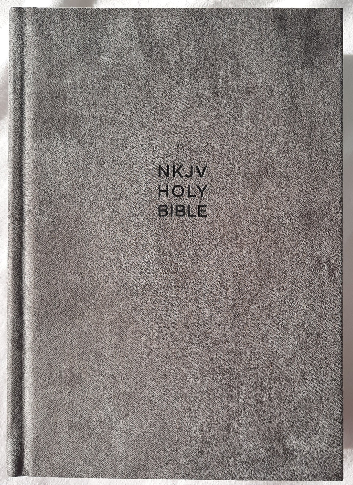 NKJV Compact Single Column Reference Bible (New, 2018, Cloth over Board-Gray, Comfort Print, 2032 pgs, Thomas Nelson)