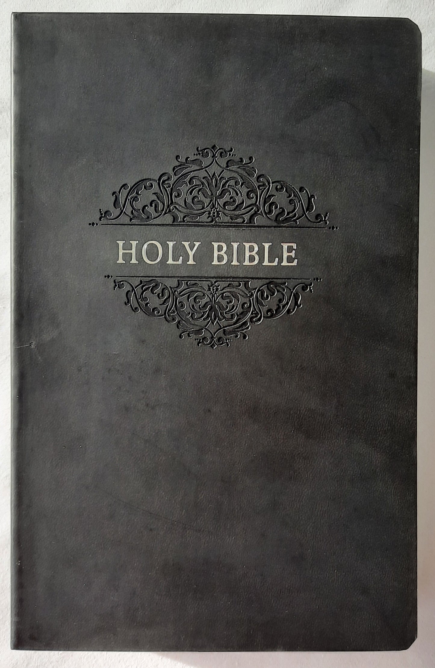 NKJV Comfort Print Holy Bible (New, 2018, Black LeatherSoft, 754 pages, Thomas Nelson)