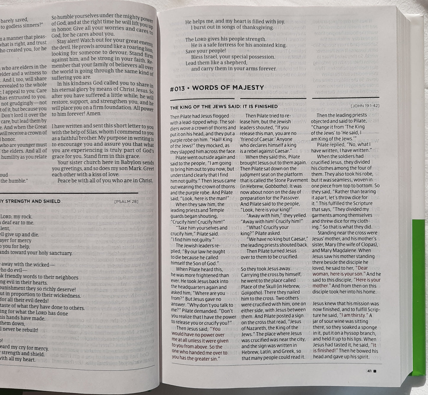 NLT Daily Reader's Bible (New, 2020, HC, 1123 pages, Tyndale House, Red Letter)