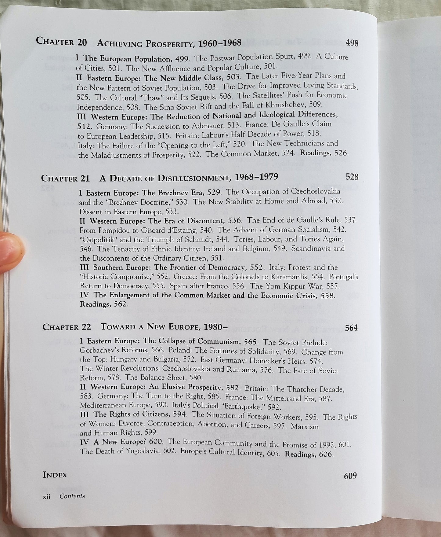 Contemporary Europe: A History 8th Ed. J. Wilkinson; H.S. Hughes (Good, 1995, Pbk, 640 pages, Prentice Hall)