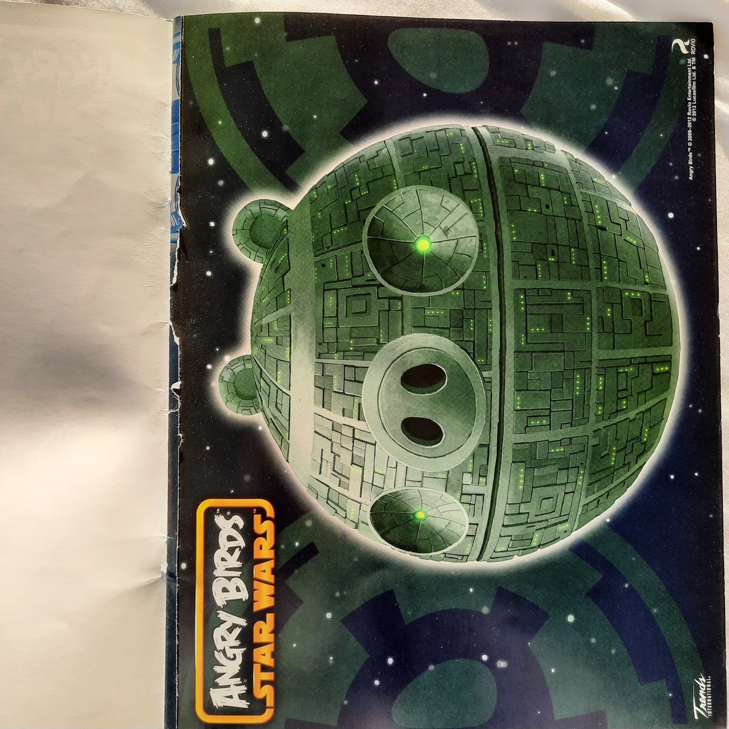 Angry Birds Star Wars Posters (Very Good, Pbk, 2012, Lucasfilm, 10 pages, Rovio Entertainment)