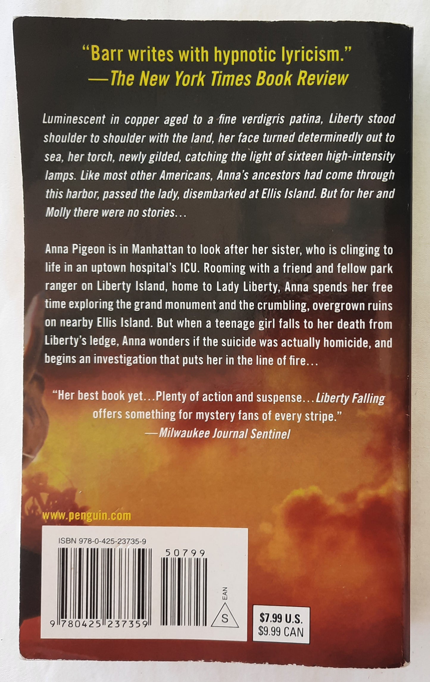 Libery Falling by Nevada Barr (Anna Pigeon Novel #7, Good, 2010, Pbk, 322 pages, Penguin)