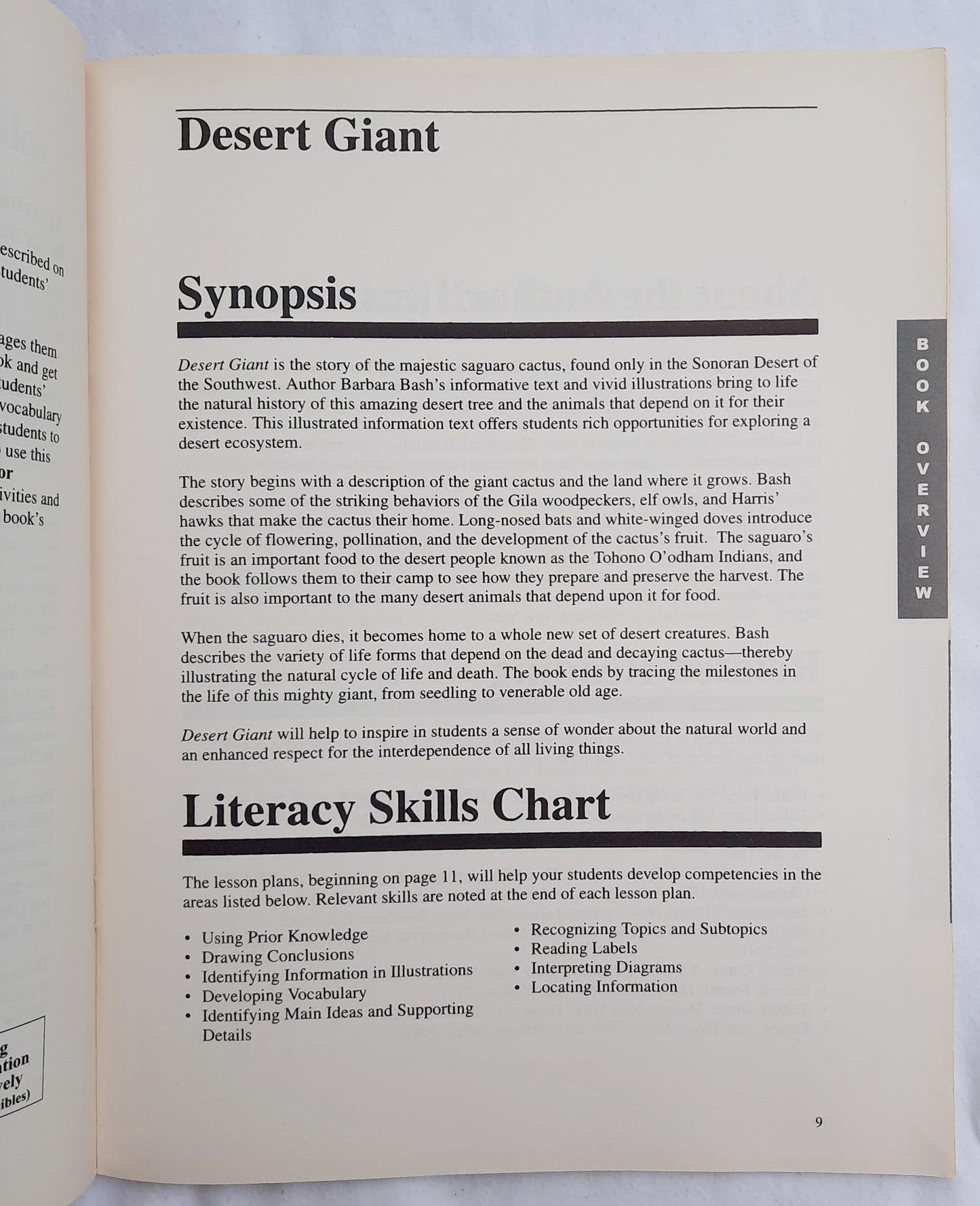 Scholastic Book Guides: Desert Giant: The World of the Saguaro Cactus by Barbara Bash (Very good, 2003, Pbk, 17 pages)