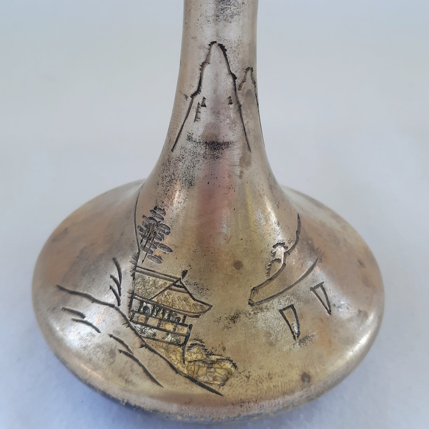 Vintage Solid Brass Painted Japanese Etched Bud Vase 5" high - Collectible in GOOD Condition