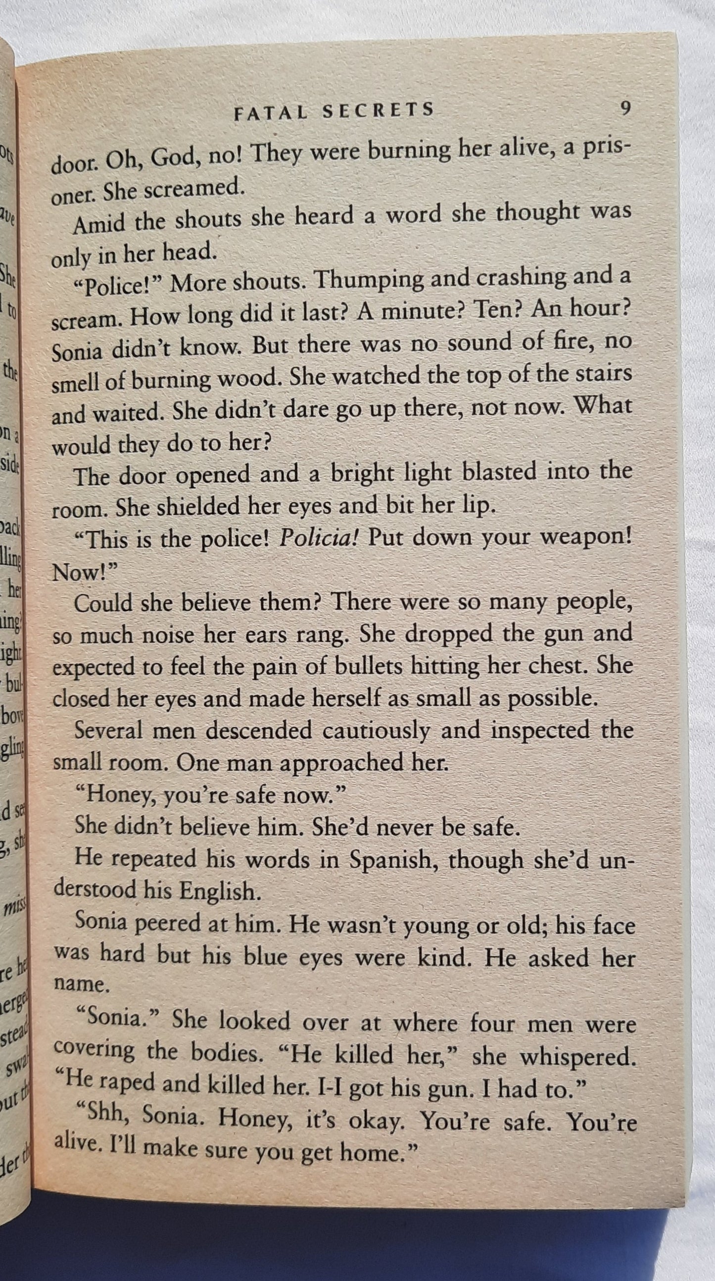 Fatal Secrets by Allison Brennan (FBI Trilogy #2,Very Good, 2009, Pbk, 438 pages, Ballantine Books)