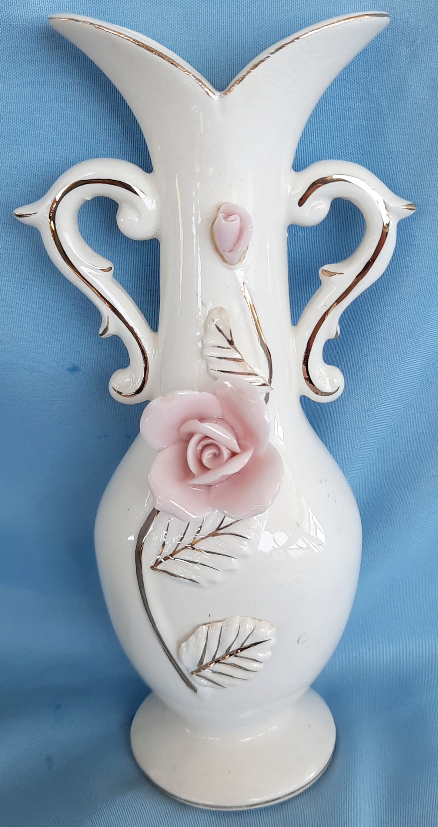 Vintage Bud Vase with 3D Pink Rose and Gold Trim 7 inches - VERY GOOD Condition