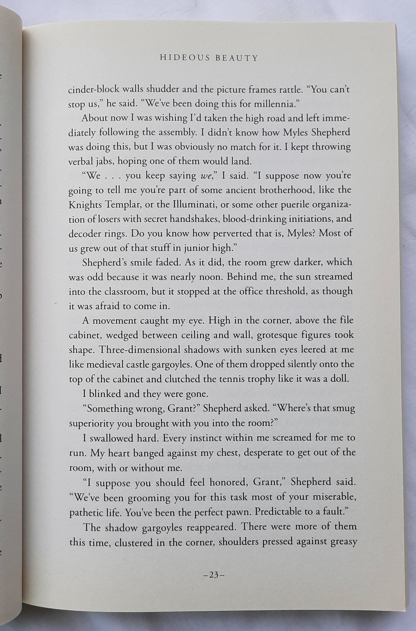 Hideous Beauty by Jack Cavanaugh (Kingdom Wars #1, New, 2018, Pbk, 346 pages, Enclave Publishing)