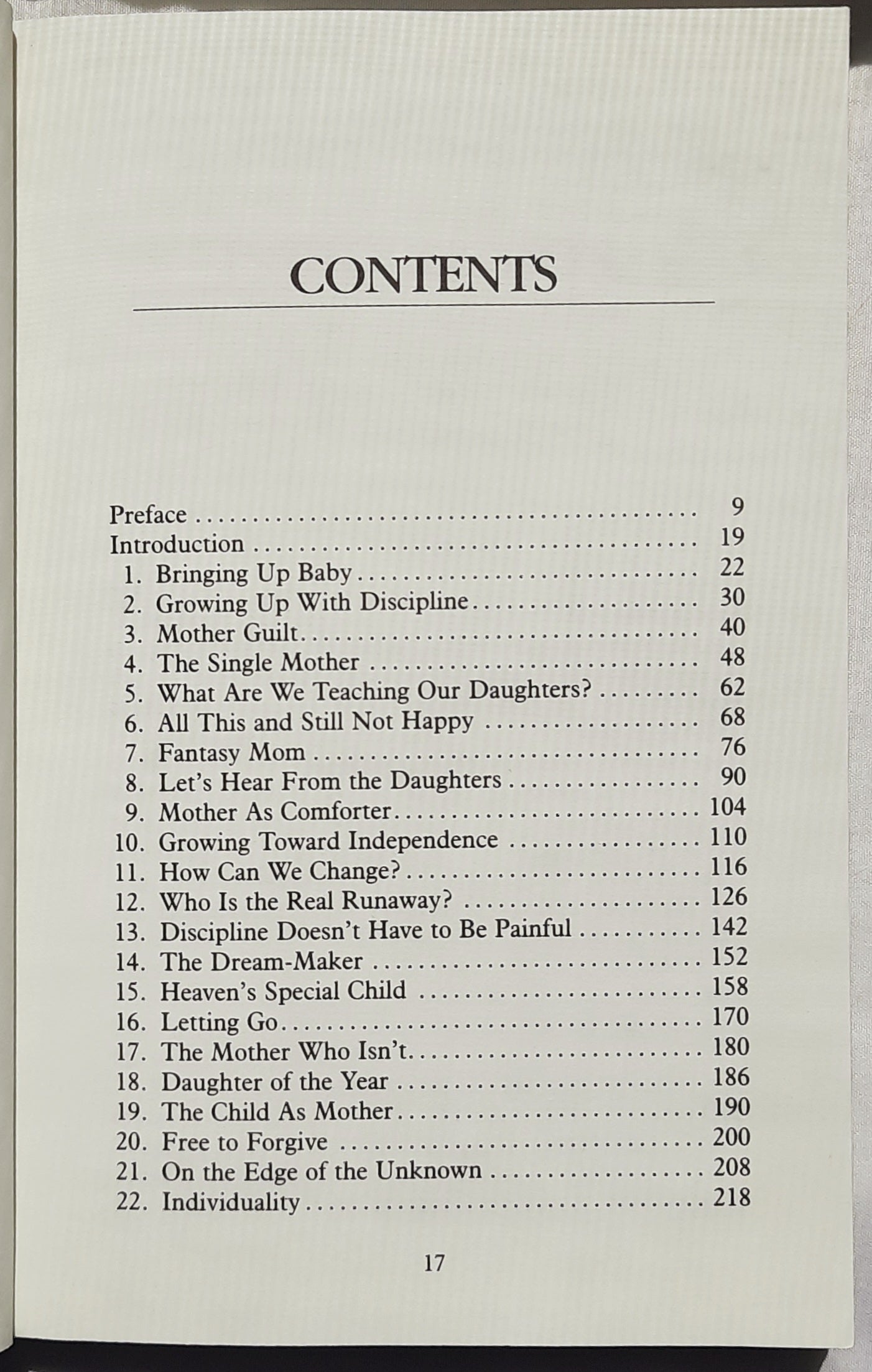 Mothers & Daughters: Learning to Be Friends by Marie Chapian (Good, 1988, Pbk, 224 pages, Bethany House)
