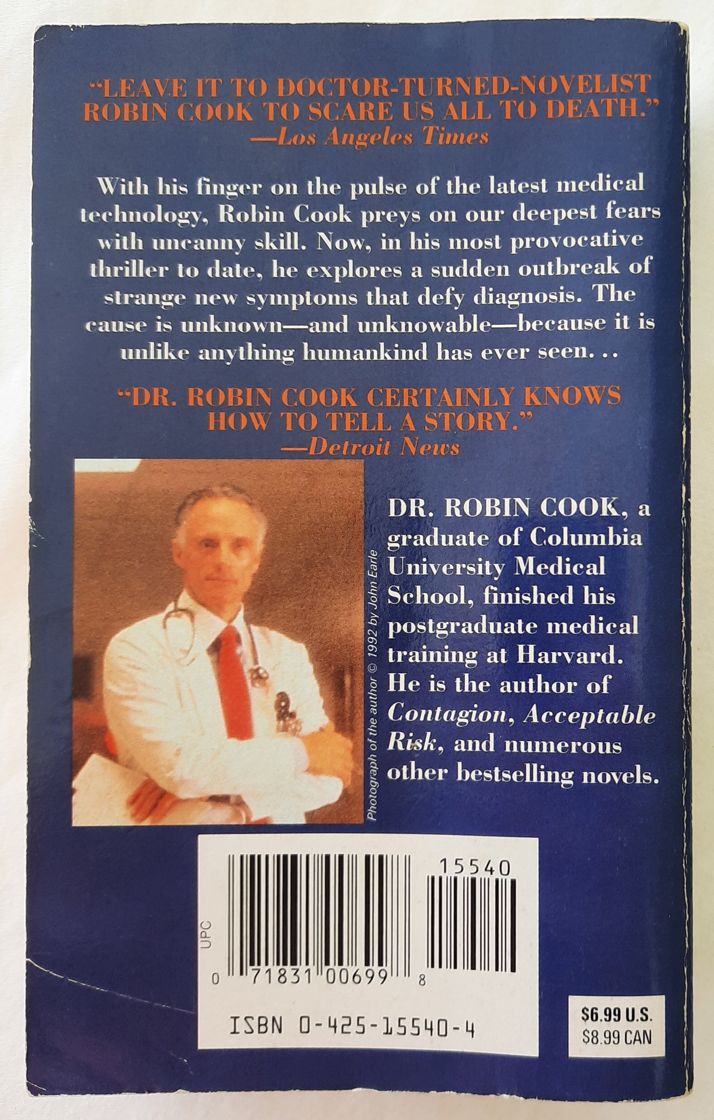 Invasion by Robin Cook (Good, 1997, Pbk, 338 pages, Berkley)
