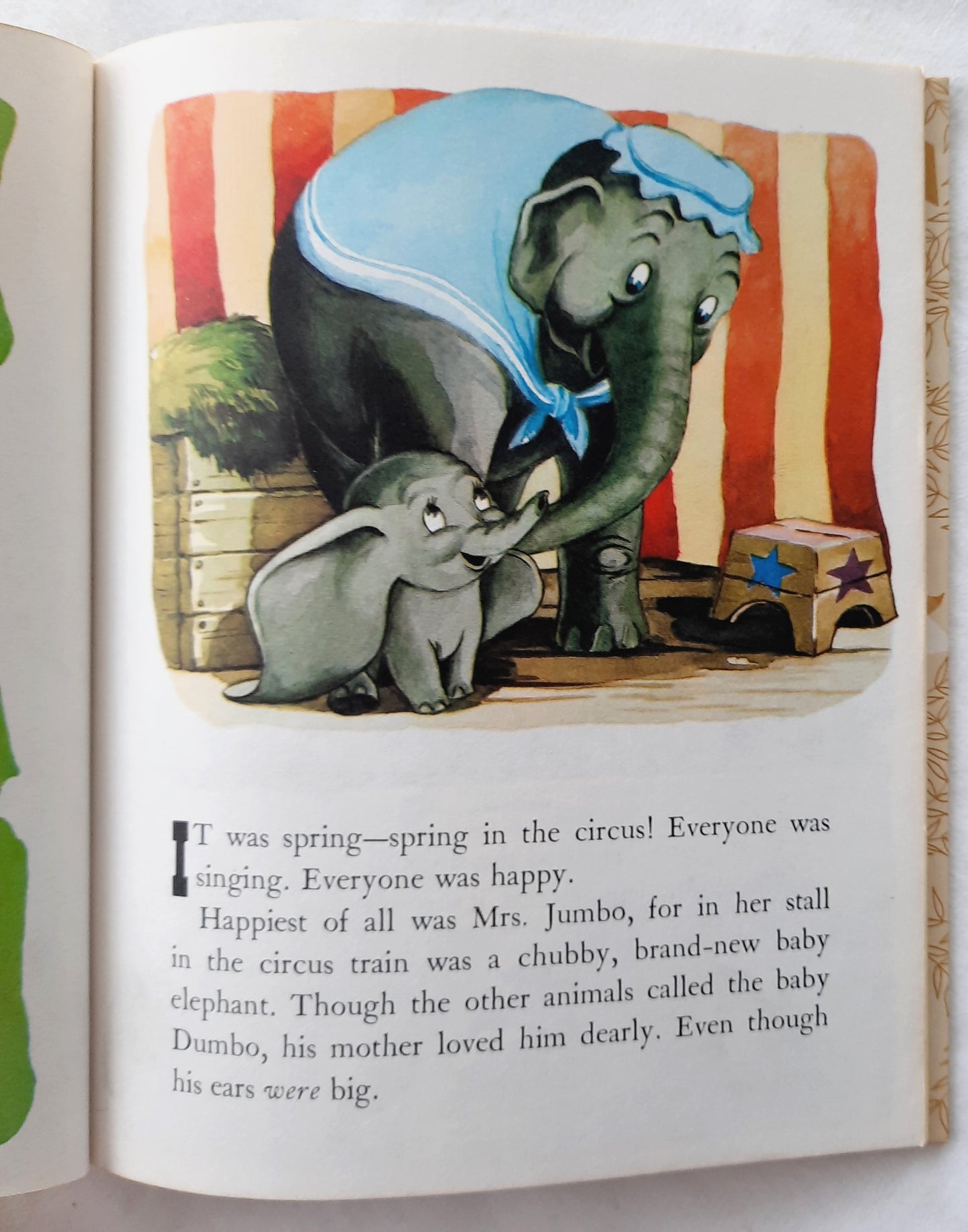 Walt Disney's Dumbo (Very good, 1947?, HC, 24 pages, A Little Golden Book)