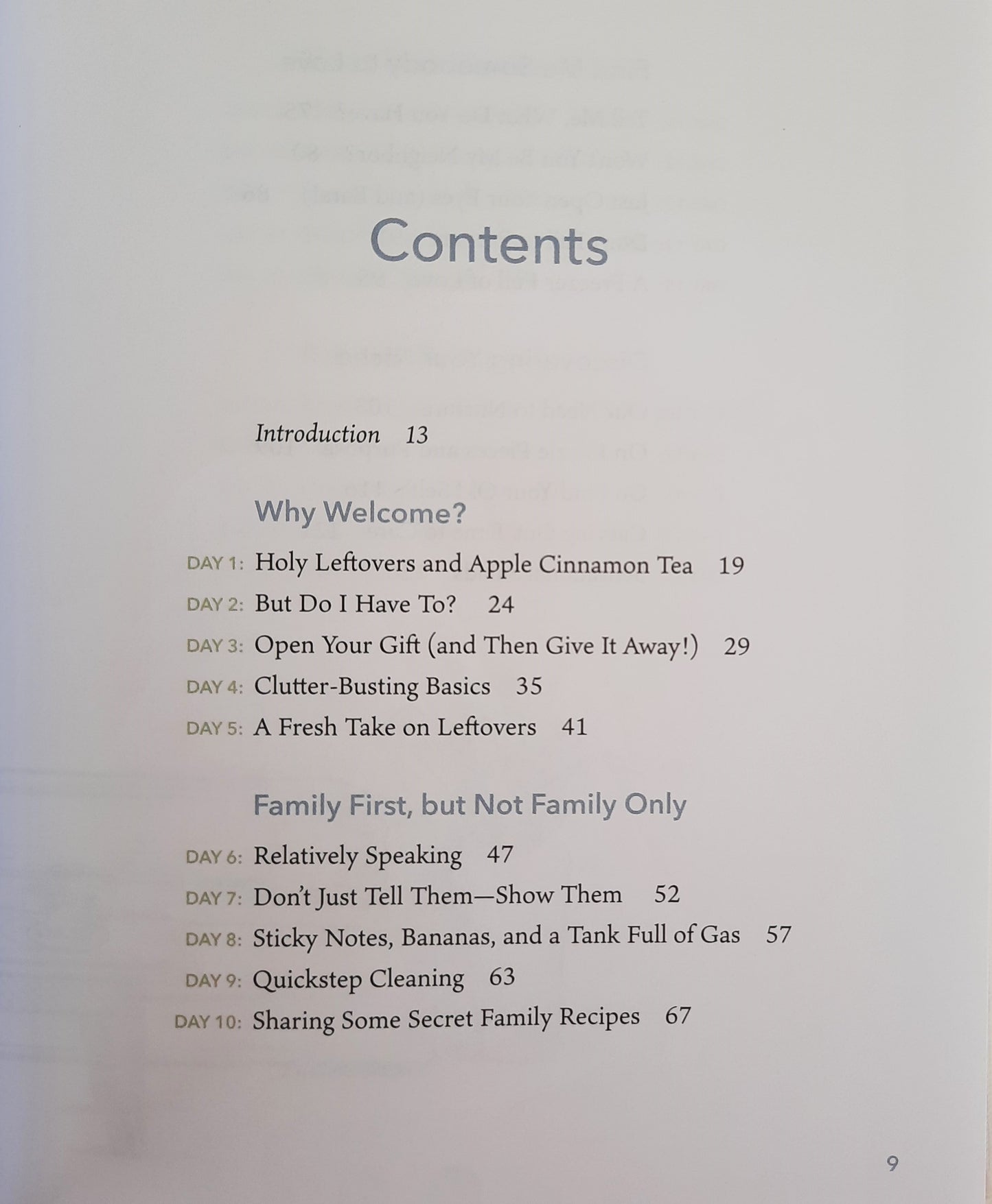 Reach Out, Gather In: 40 Days to Opening Your Heart and Home by Karen Ehman (New, 2020, HC, 256 pages, Bethany House)