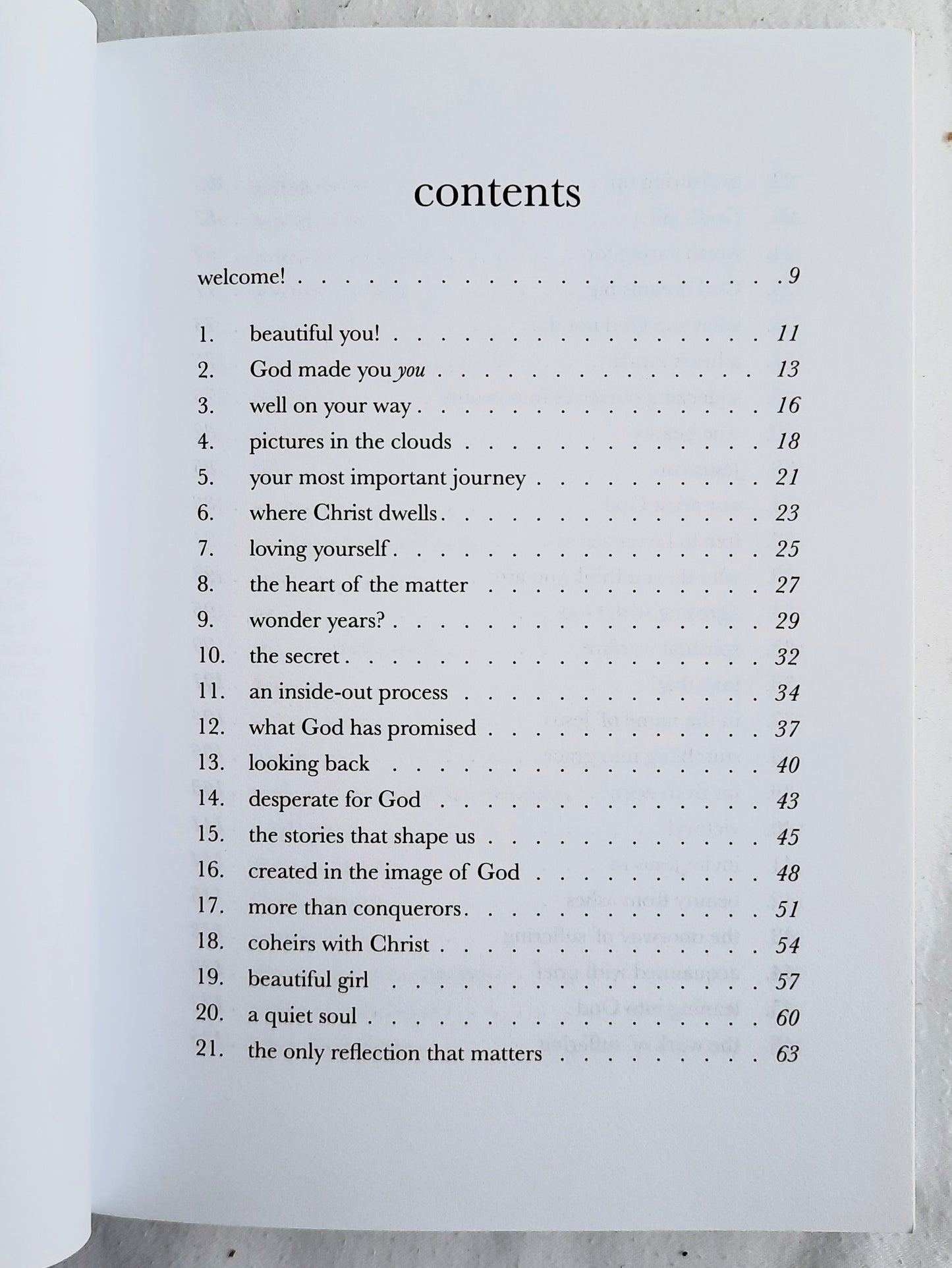 Beautiful Me: Believing God's Truth About You by Stasi Eldredge (Like new, 2016, Pbk, 238 pages, David C Cook)