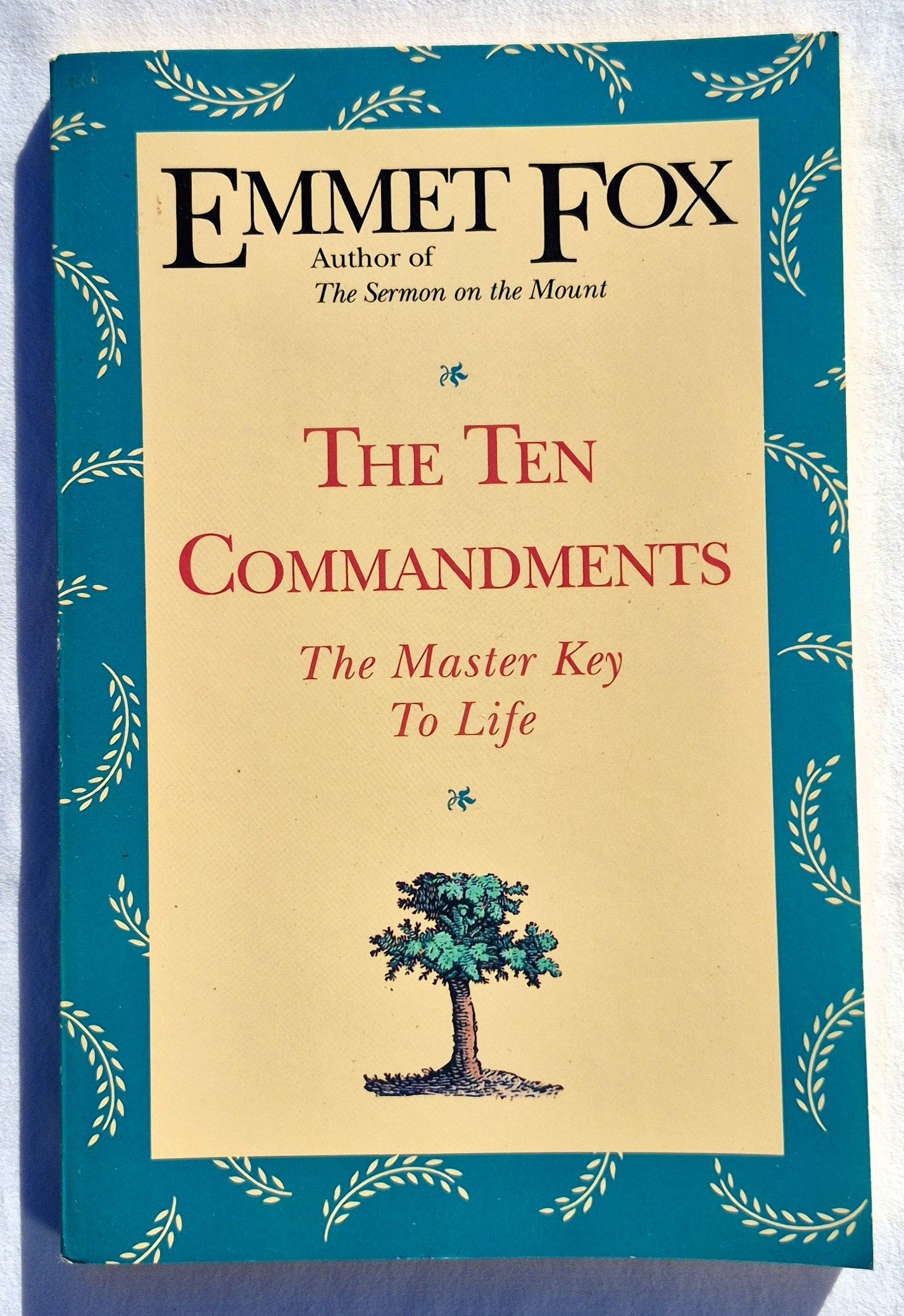 The Ten Commandments: The Master Key to Life by Emmet Fox (Gut, 1993, Taschenbuch, 145 Seiten, Harper San Francisco)