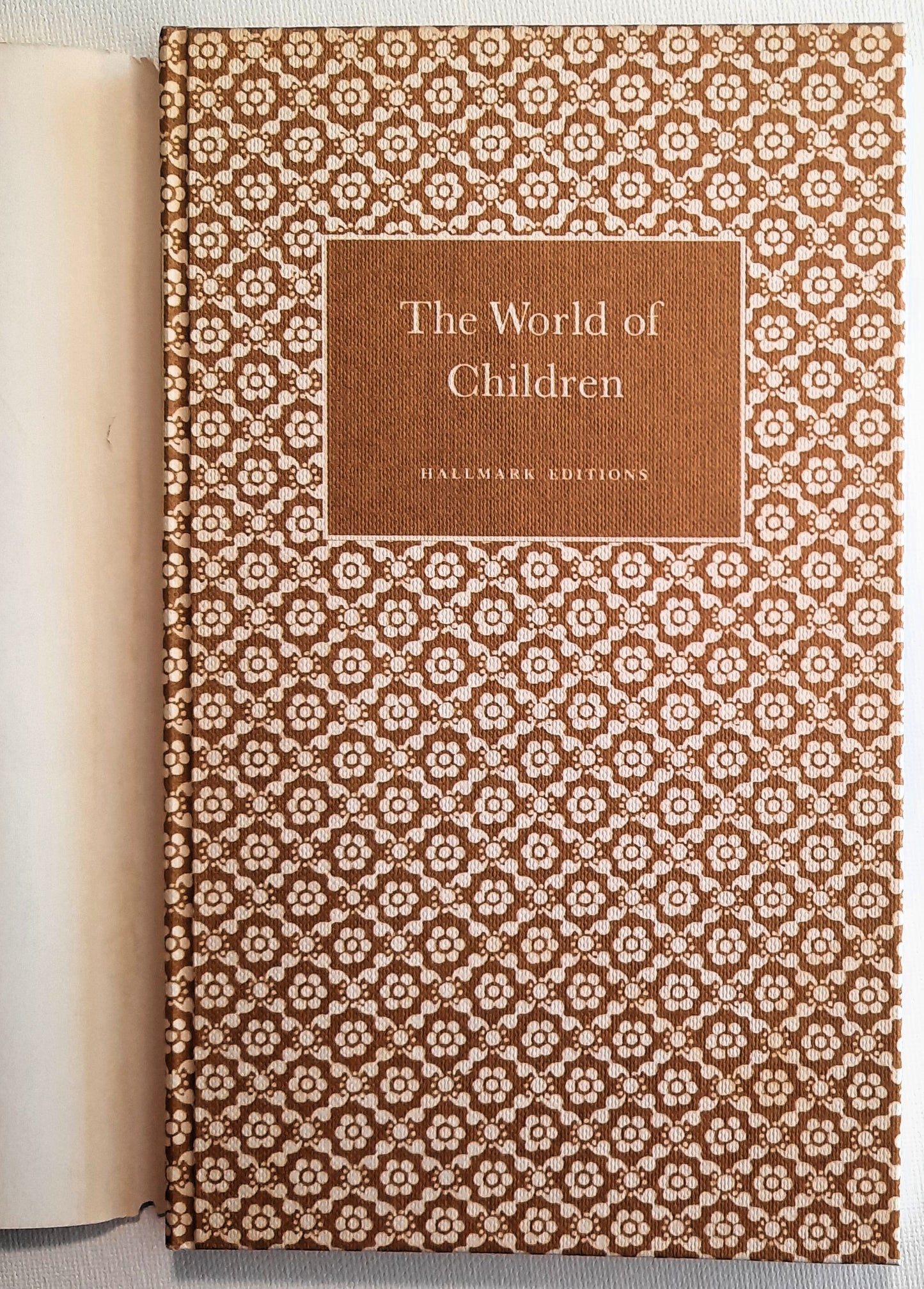 The World of Children: The Pleasures of Childhood in Favorite Writings edited by William Garvin (Very good, 1970, HC, 61 pages, Hallmark Editions)