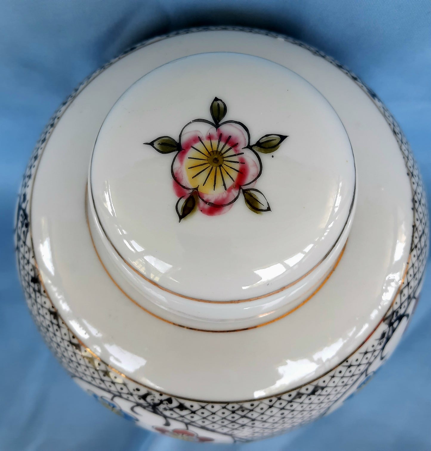 Collectible Lidded Ginger Jar Decor White with Red, Pink, Blue Floral pattern; Black Check patter - In very good condition