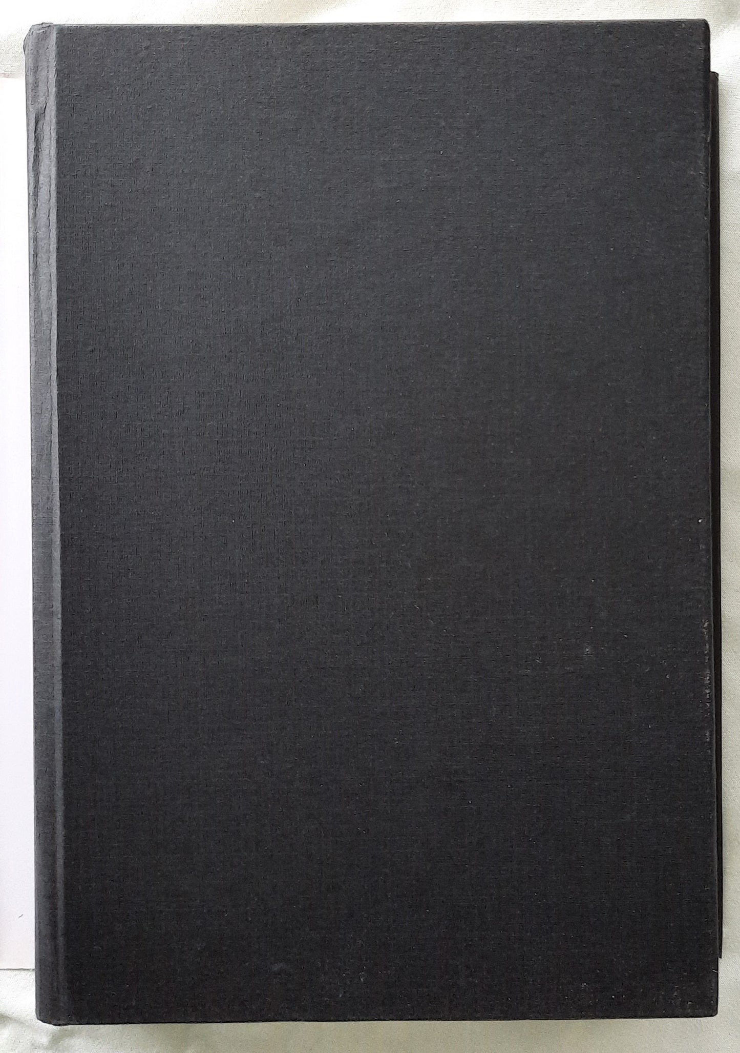 Virtuoso by Aseem Kumar Giri (Very good, 2008, HC, 266 pages, Tusk Publishing)