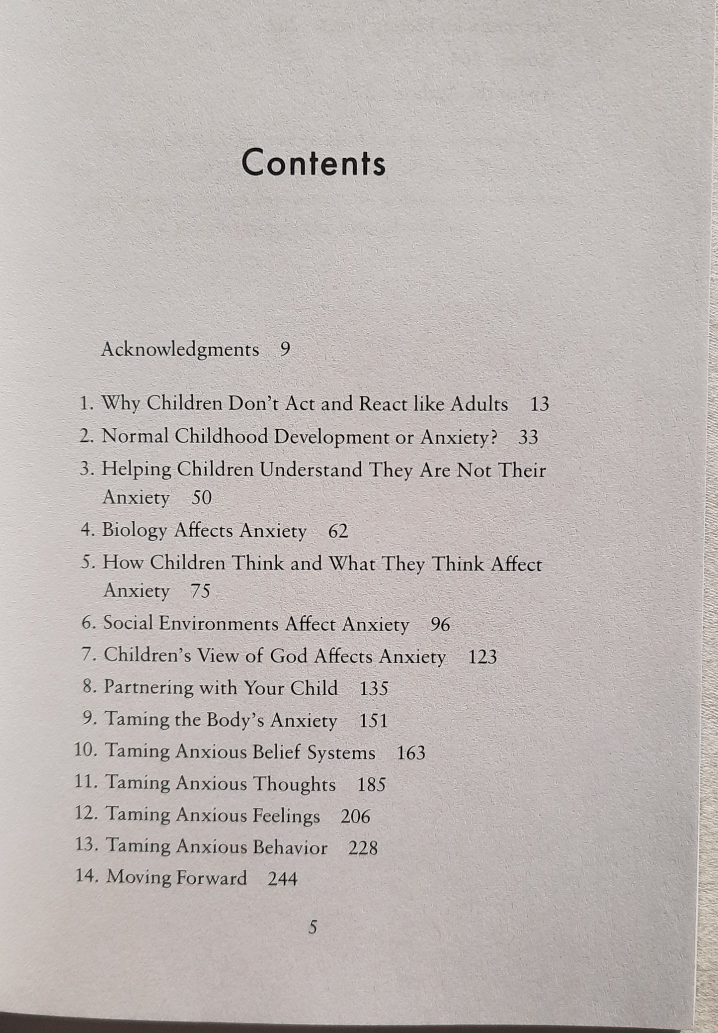 When Anxiety Roars: Partnering with Your Child to Tame Worry and Anxiety by Jean Holthaus LISW, LMSW (New, 2022, Pbk, Revell, 272 pages)