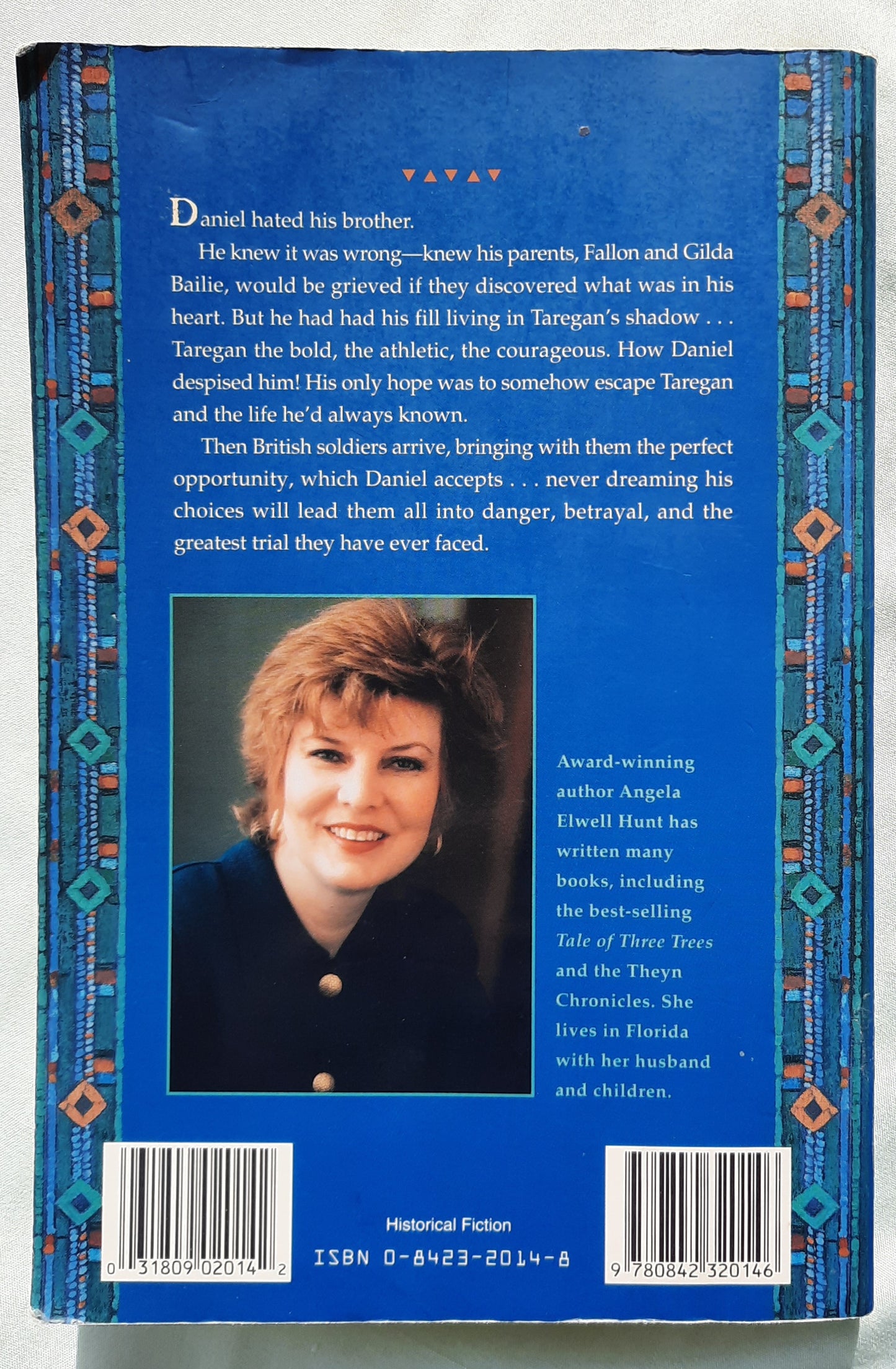 Hartford by Angela Elwell Hunt (Keepers of the Ring #3, Good, 1996, Pbk, 345 pages, Tyndale)