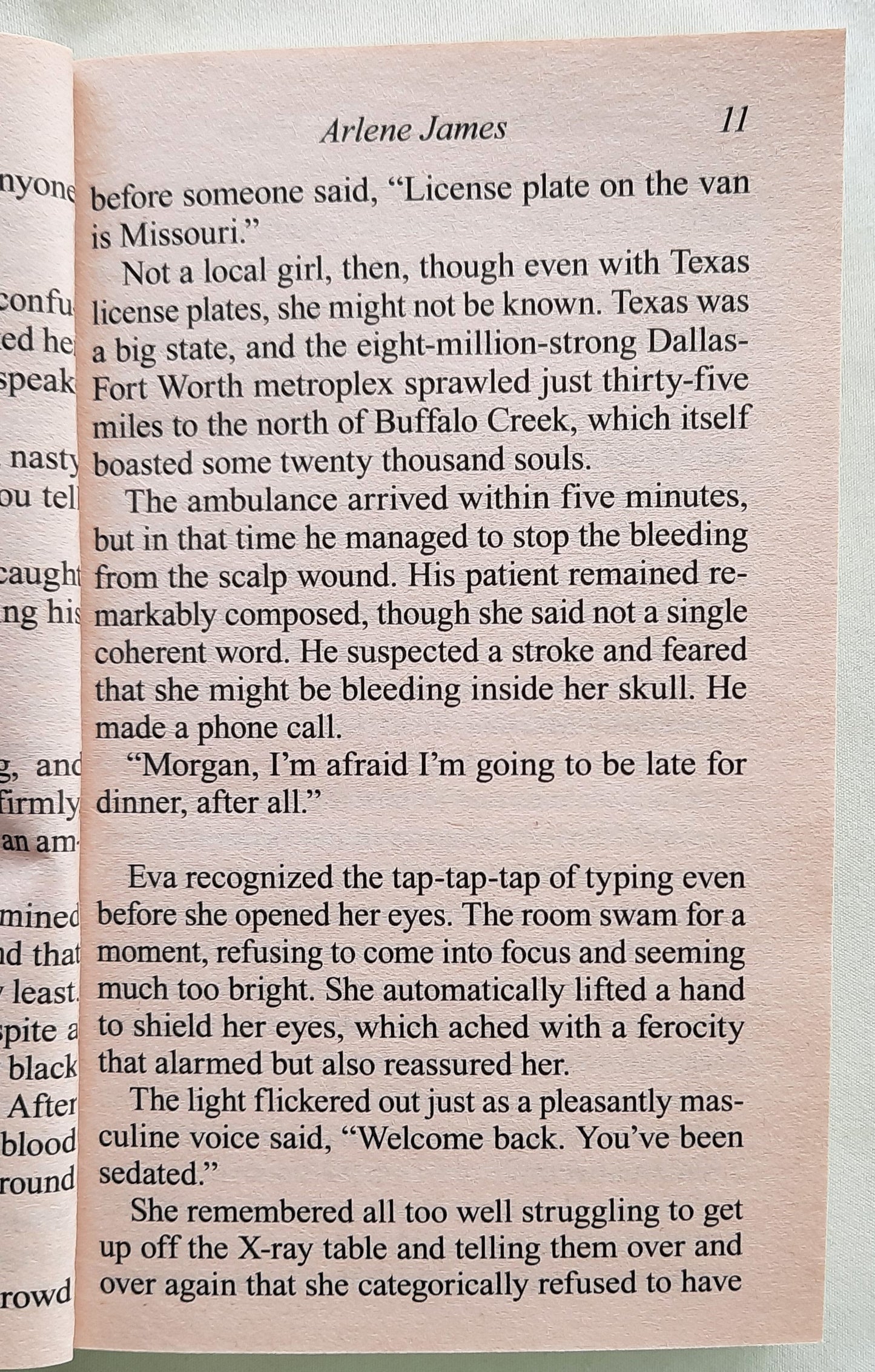 The Doctor's Perfect Match by Arlene James (Chatam House, Very good, 2015, Pbk, 284 pages, Harlequin Love Inspired)
