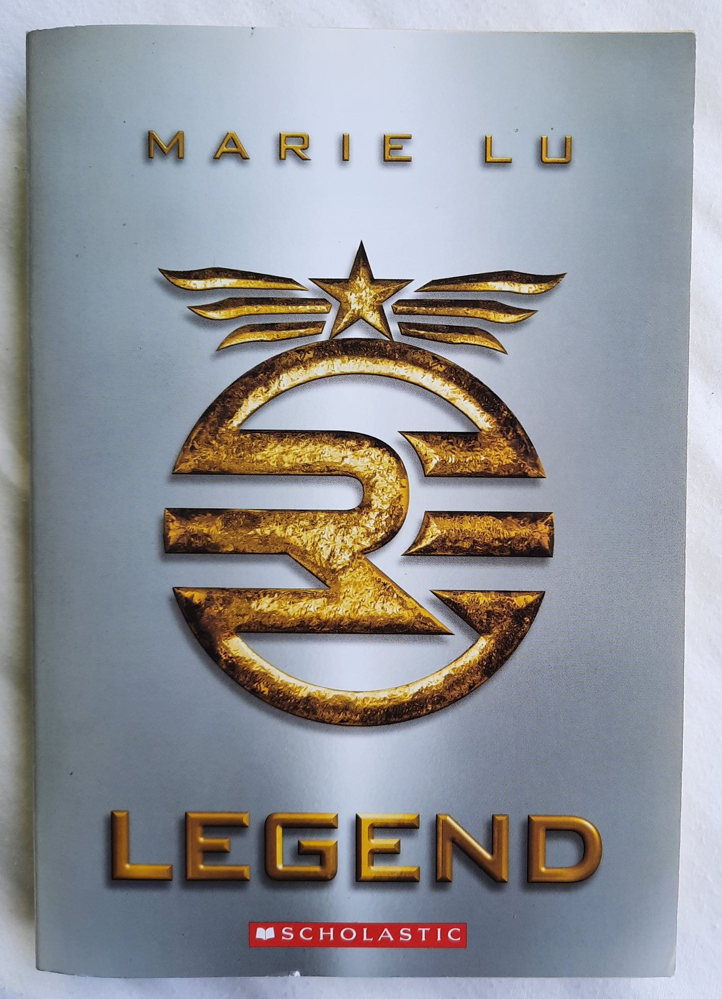 Legend by Marie Lu (Legend series #1, Very good, 2013, Pbk, 305 pages, Scholastic)