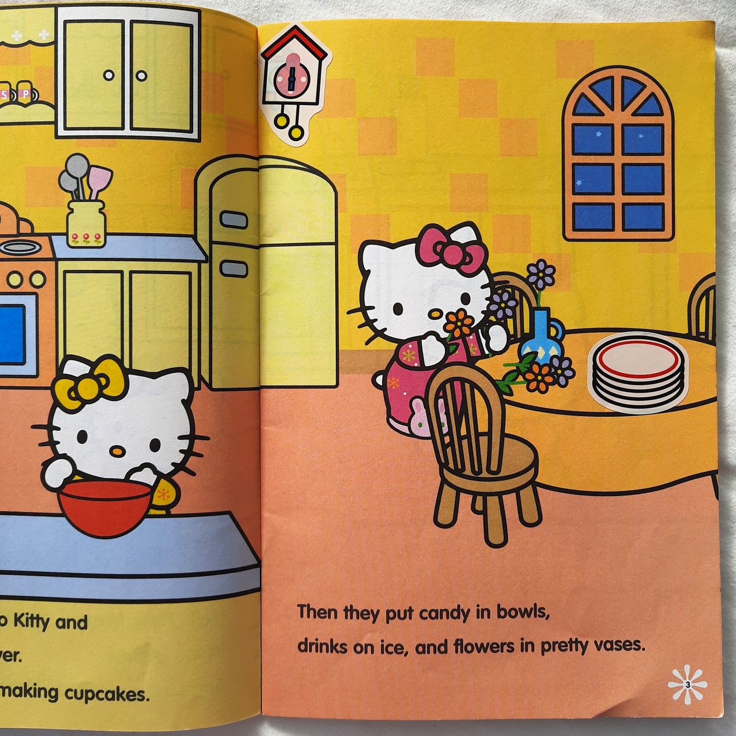 Hello Kitty's Superterrific Sleepover! by Mark McVeigh (Good, 2004, Pbk, 32 pages, Scholastic)