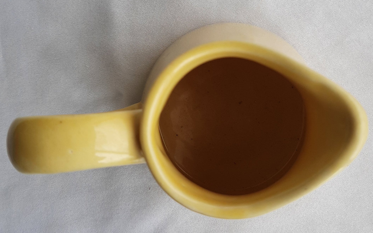 Coffee or Tea Creamer by USA Pottery (Yellow Mid-century modern, very good condition)