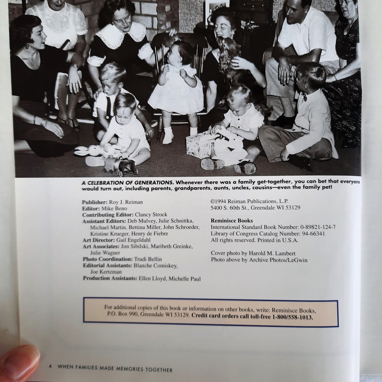 Reminisce Books: When Families Made Memories Together edited by Mike Beno (Very good, 1994, HC, 162 pages, Reiman Media)