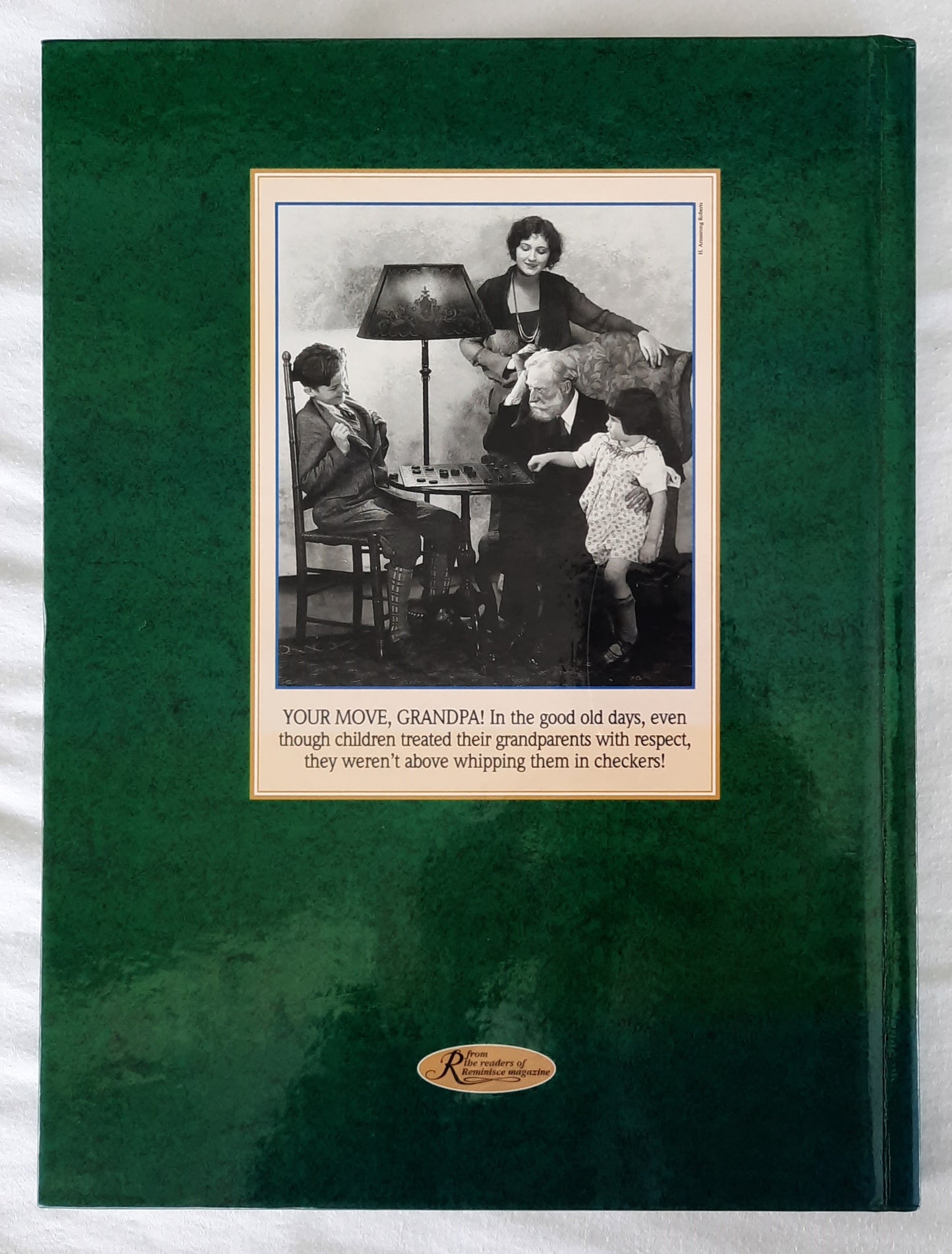 Reminisce Books: When Families Made Memories Together edited by Mike Beno (Very good, 1994, HC, 162 pages, Reiman Media)