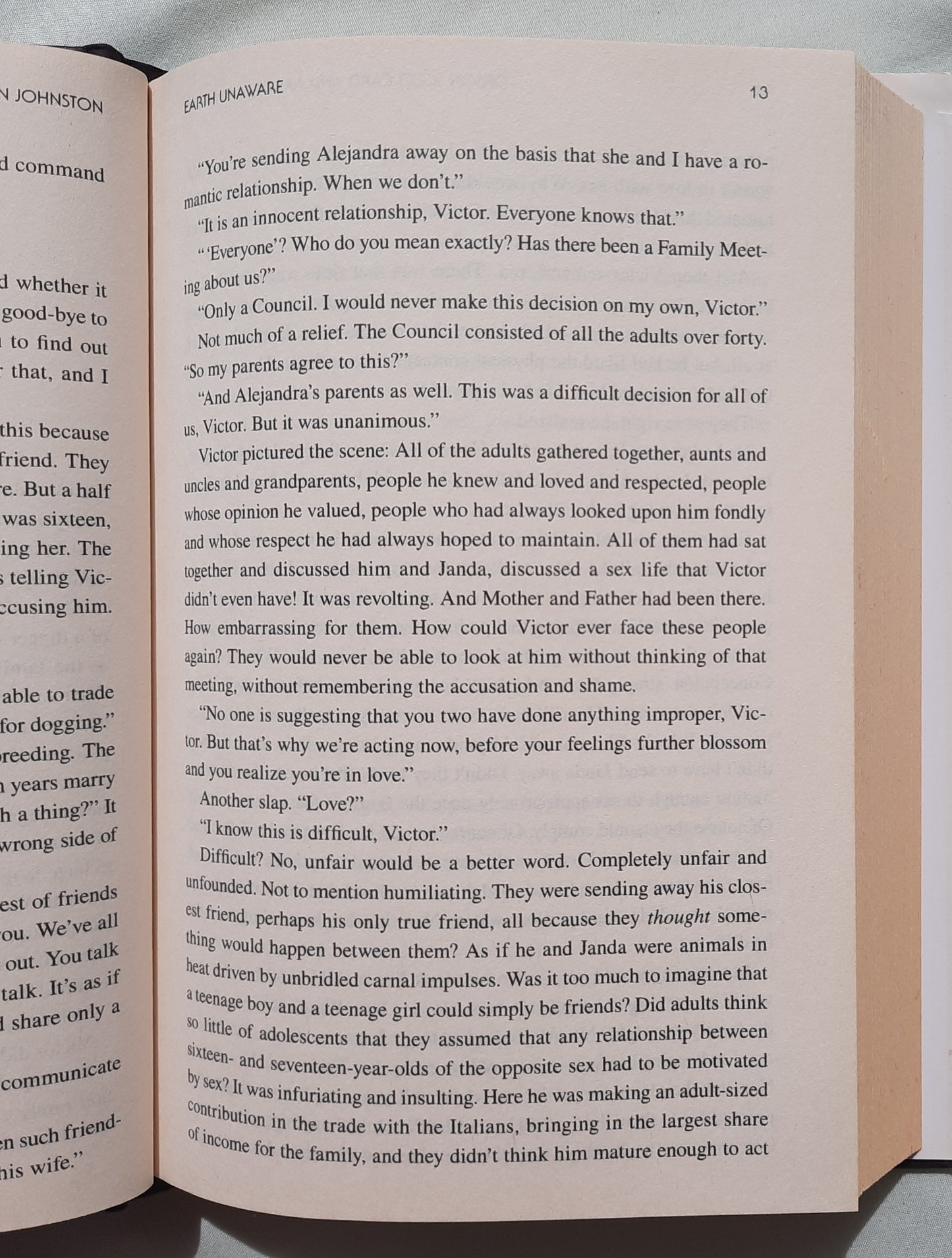 Earth Unaware by Orson Scott Card; Aaron Johnston (The First Formic War #1, Very good, 2012, HC, 368 pages, Tom Doherty Associates)