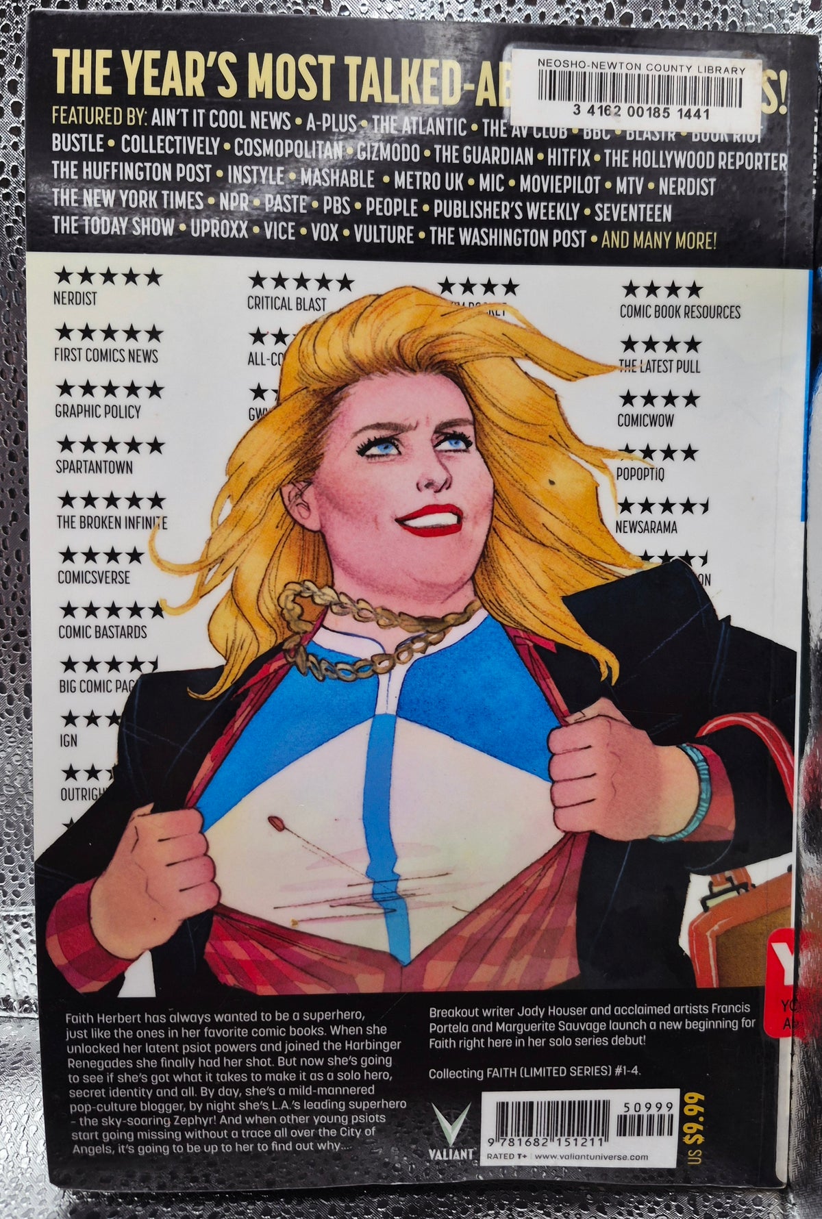 Solo en la noche de Holly Webb (Muy buen estado, 2009, Tapa blanda, 128 páginas, Scholastic)