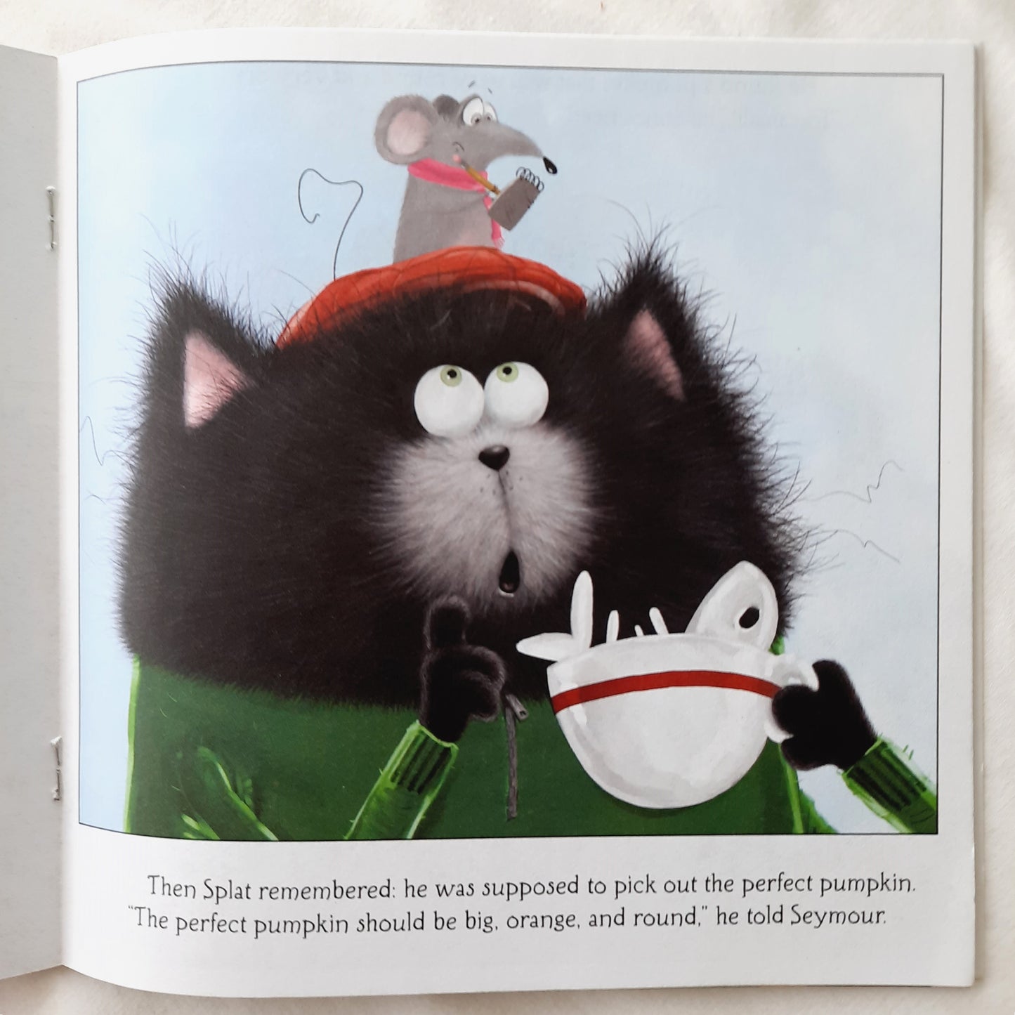 Splat the Cat and the Pumpkin-Picking Plan by Rob Scotton (Very good, 2017, Pbk, 32 pages, Scholastic)