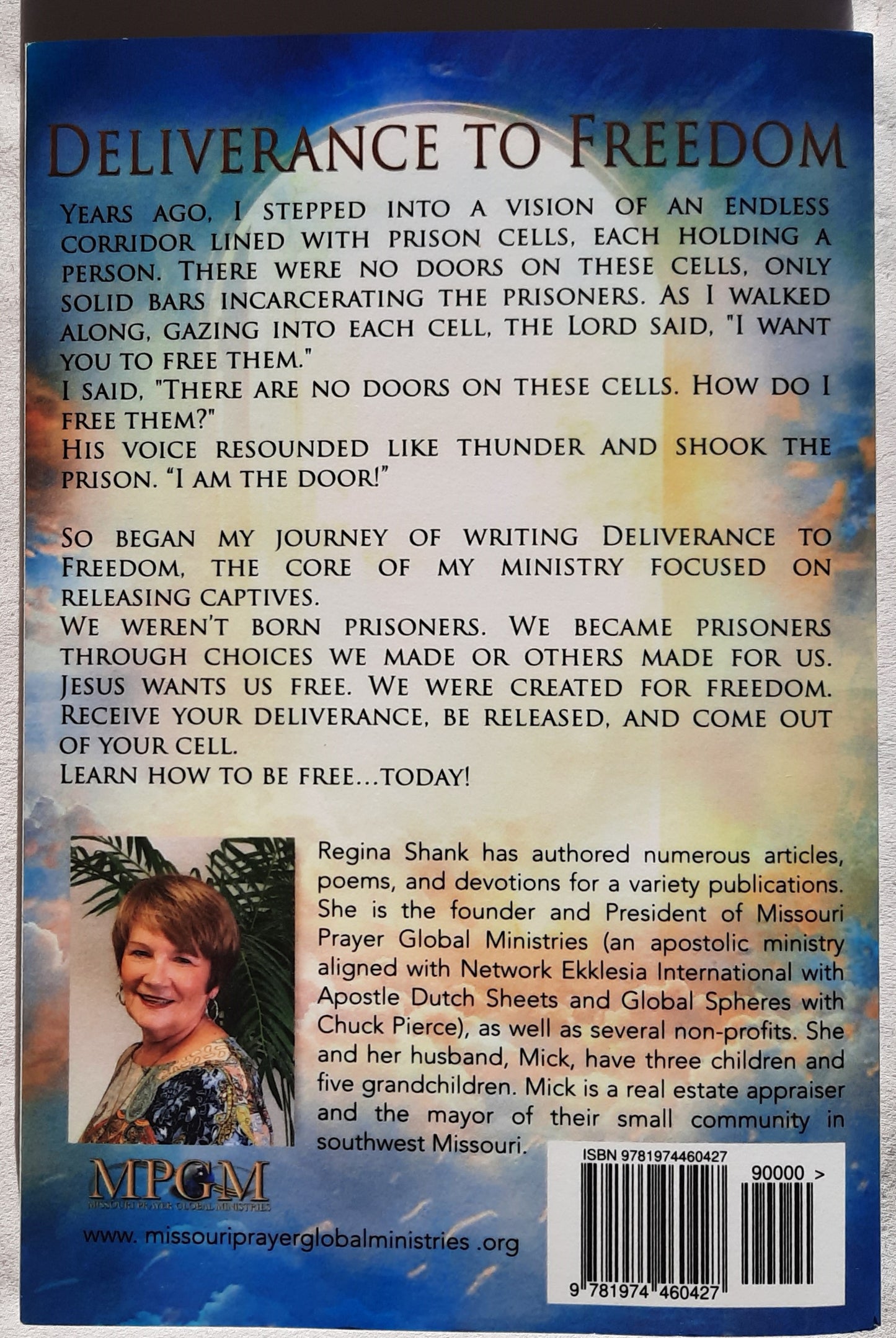 Deliverance to Freedom: A Guide for Releasing Captives by Regina Shank (Very Good, 2017, PBk, 141 pages, Missouri Prayer Global Ministries)
